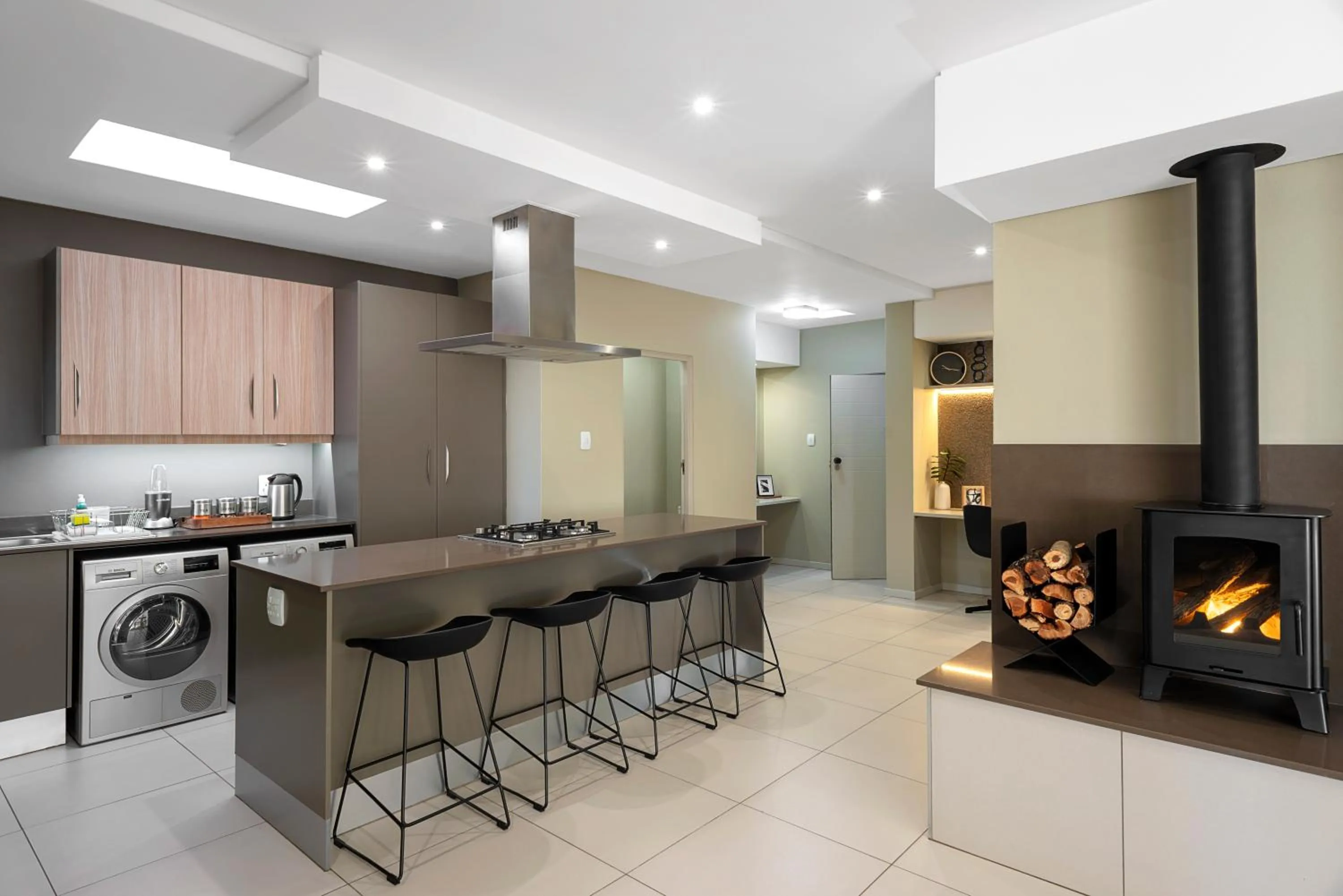 Kitchen or kitchenette in CAG The Hub Bryanston
