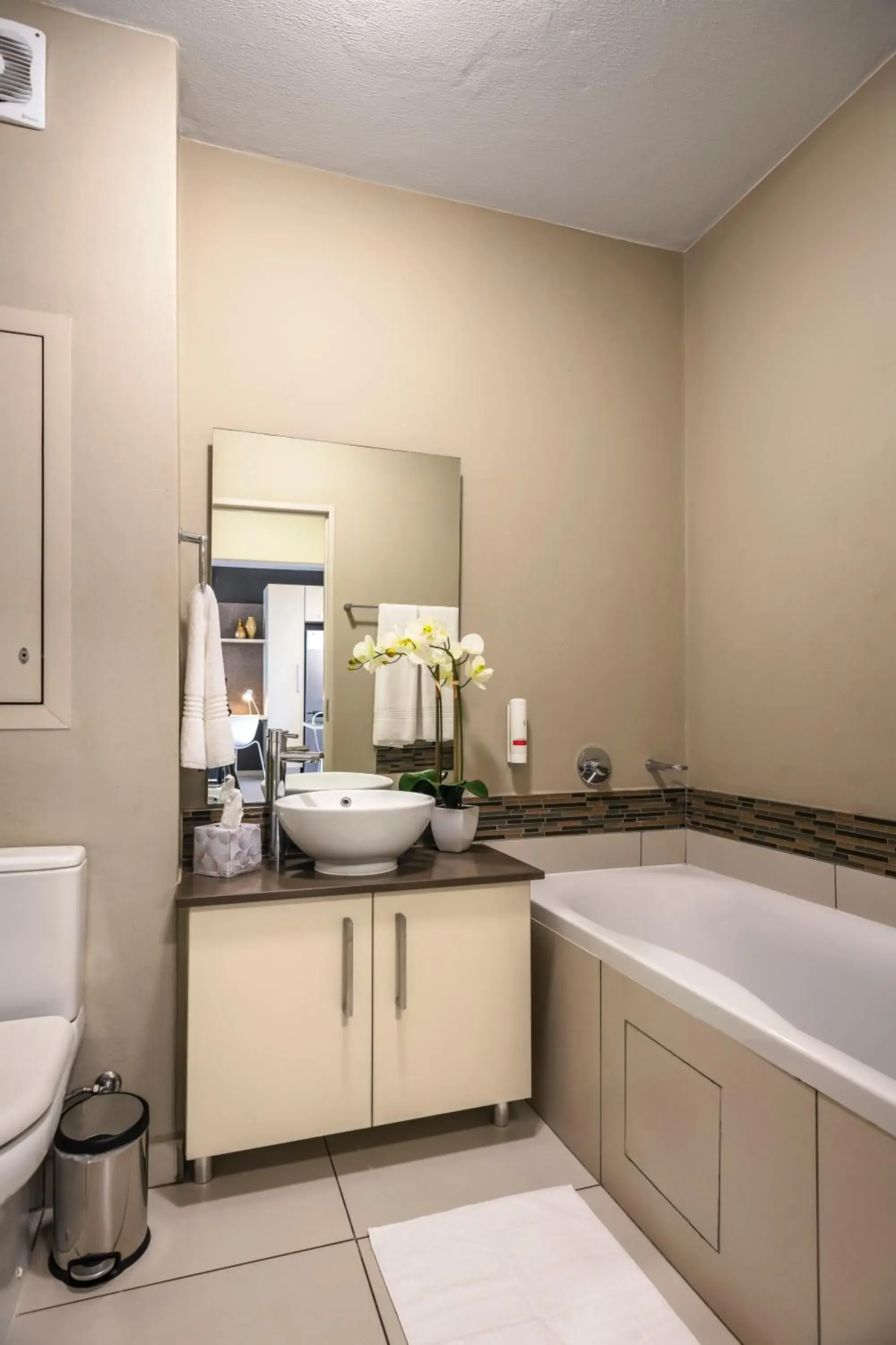 Two-Bedroom Apartment in CAG The Hub Bryanston Two-Bedroom Apartment in CAG The Hub Bryanston