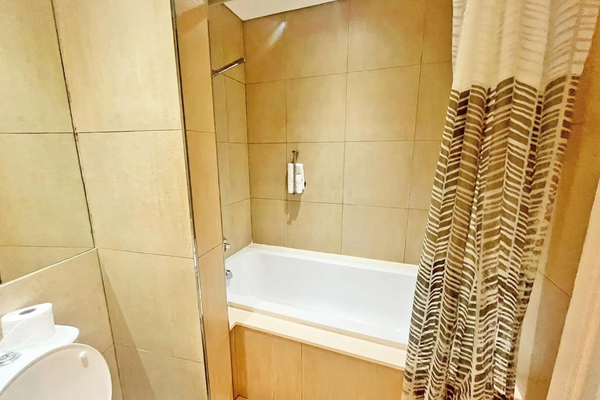 Bath in First Group Breakers Resort - Official