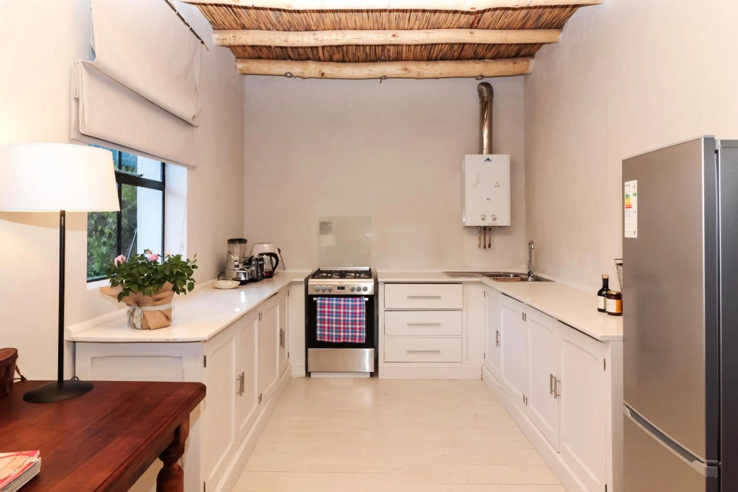 Kitchen or kitchenette in The Whyte House