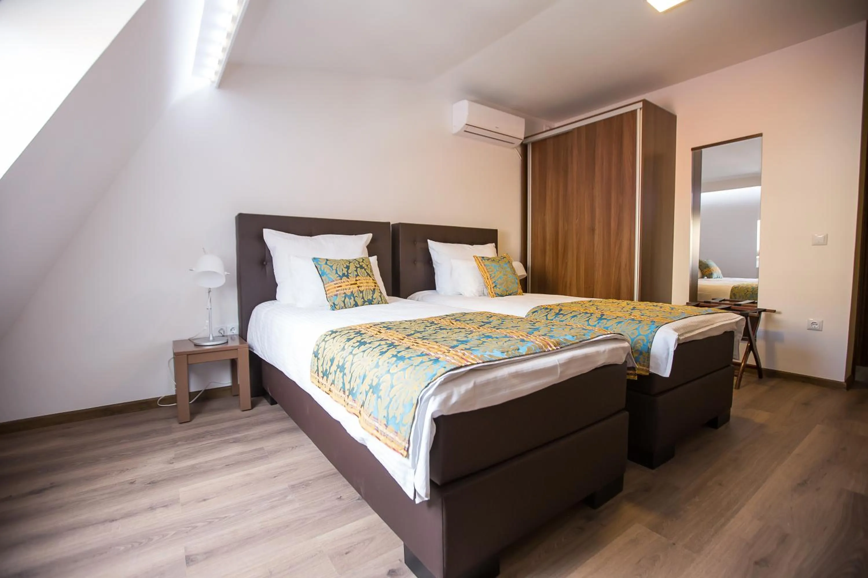 Photo of the whole room, Bed in Heartland City B&B