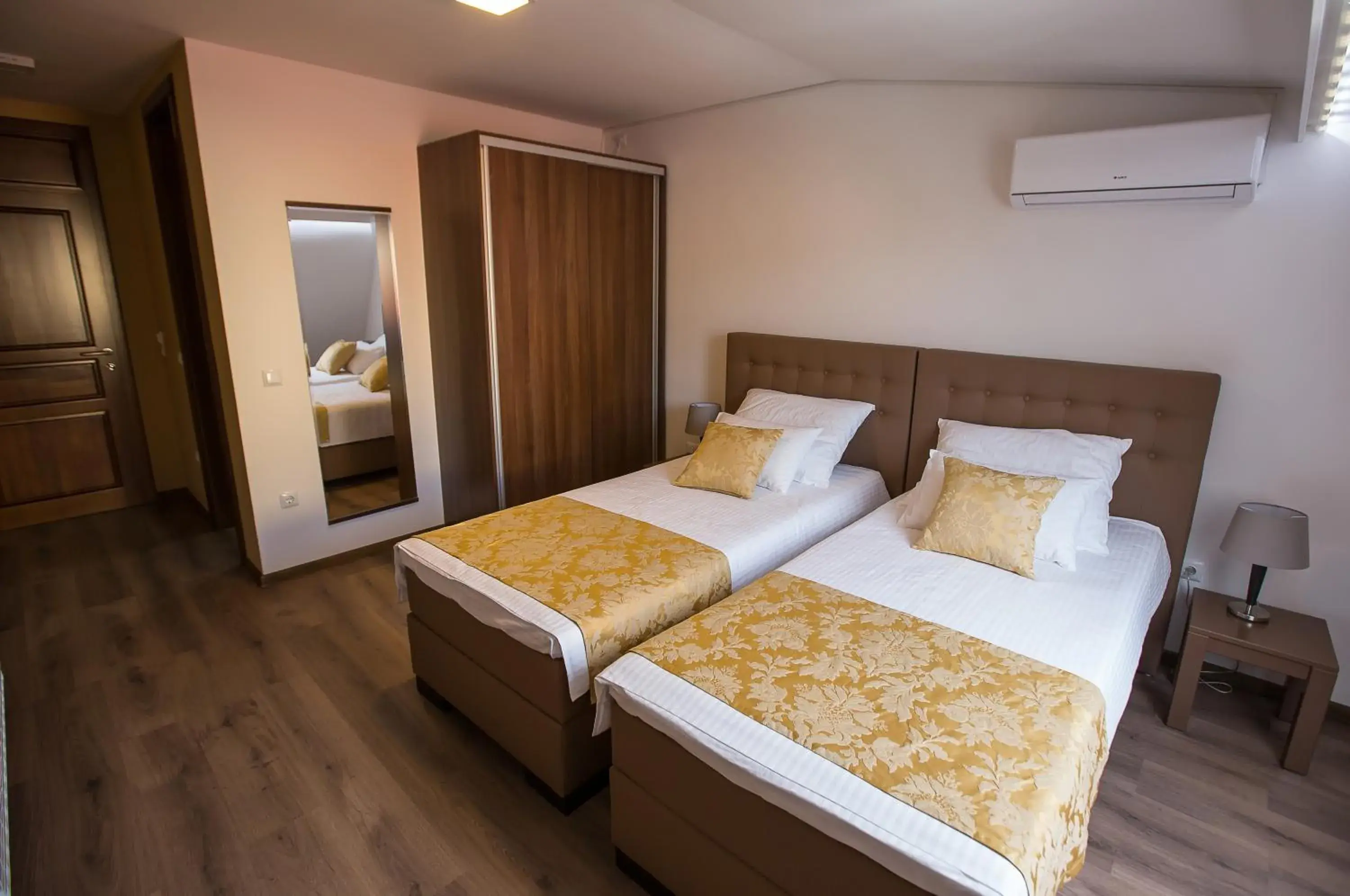 Twin Room - single occupancy in Heartland City B&B Twin Room - single occupancy in Heartland City B&B