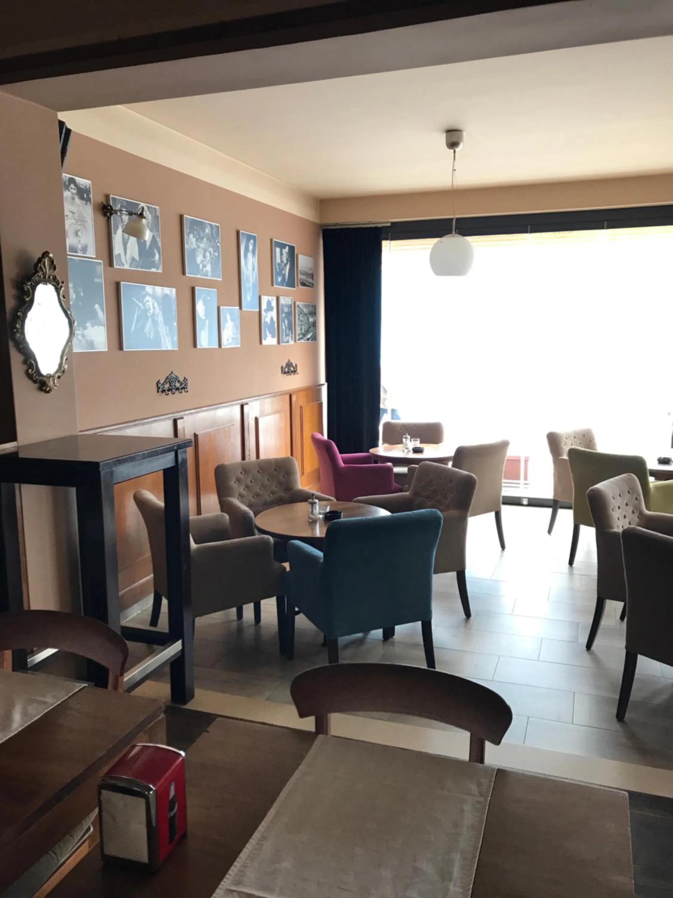 Communal lounge/ TV room in Heartland City B&B