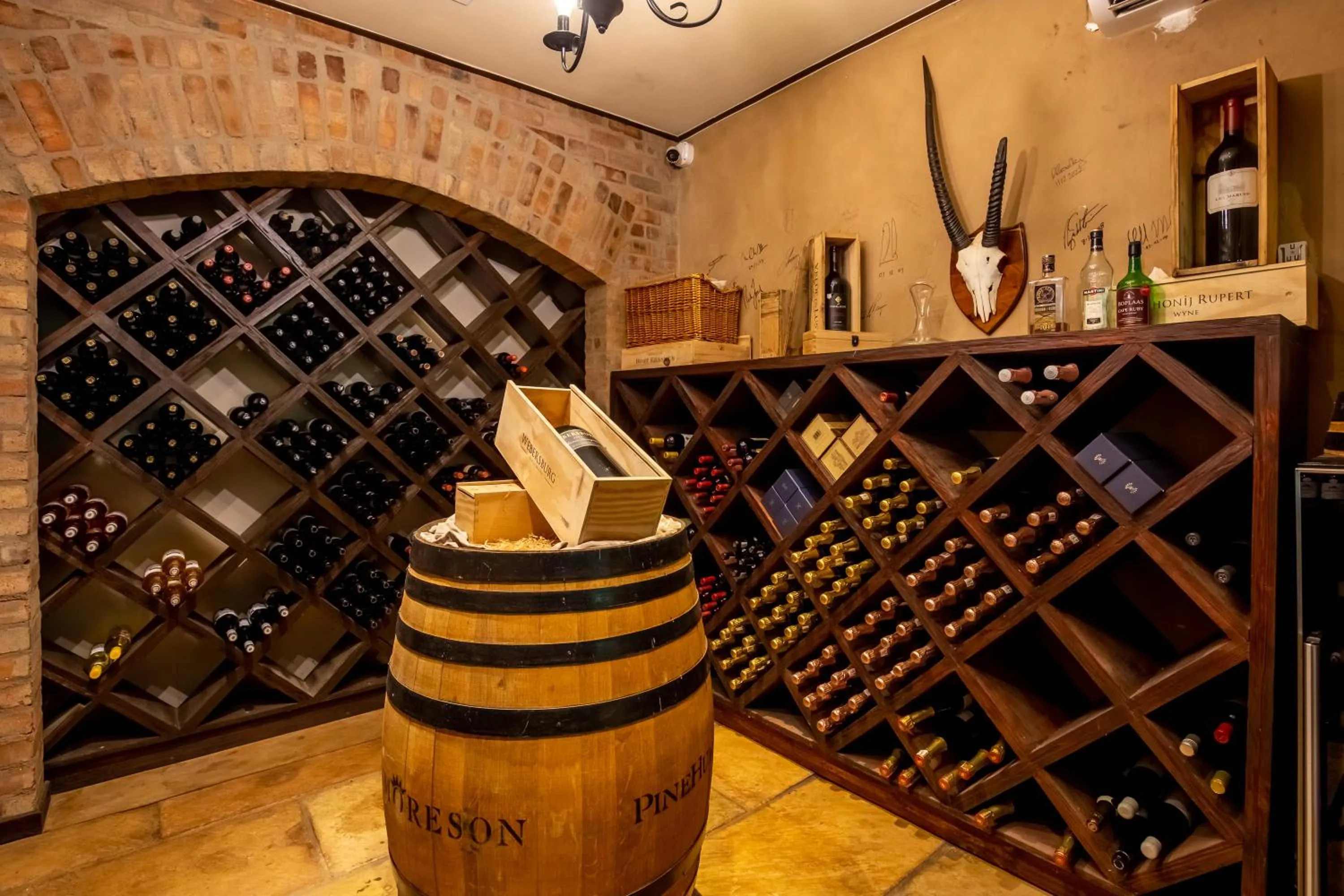 Drinks in Hamiltons Lodge & Restaurant