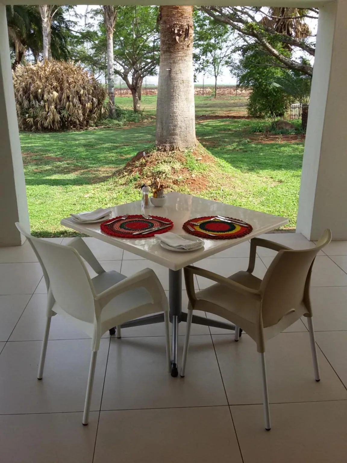 Patio in Hamiltons Lodge & Restaurant