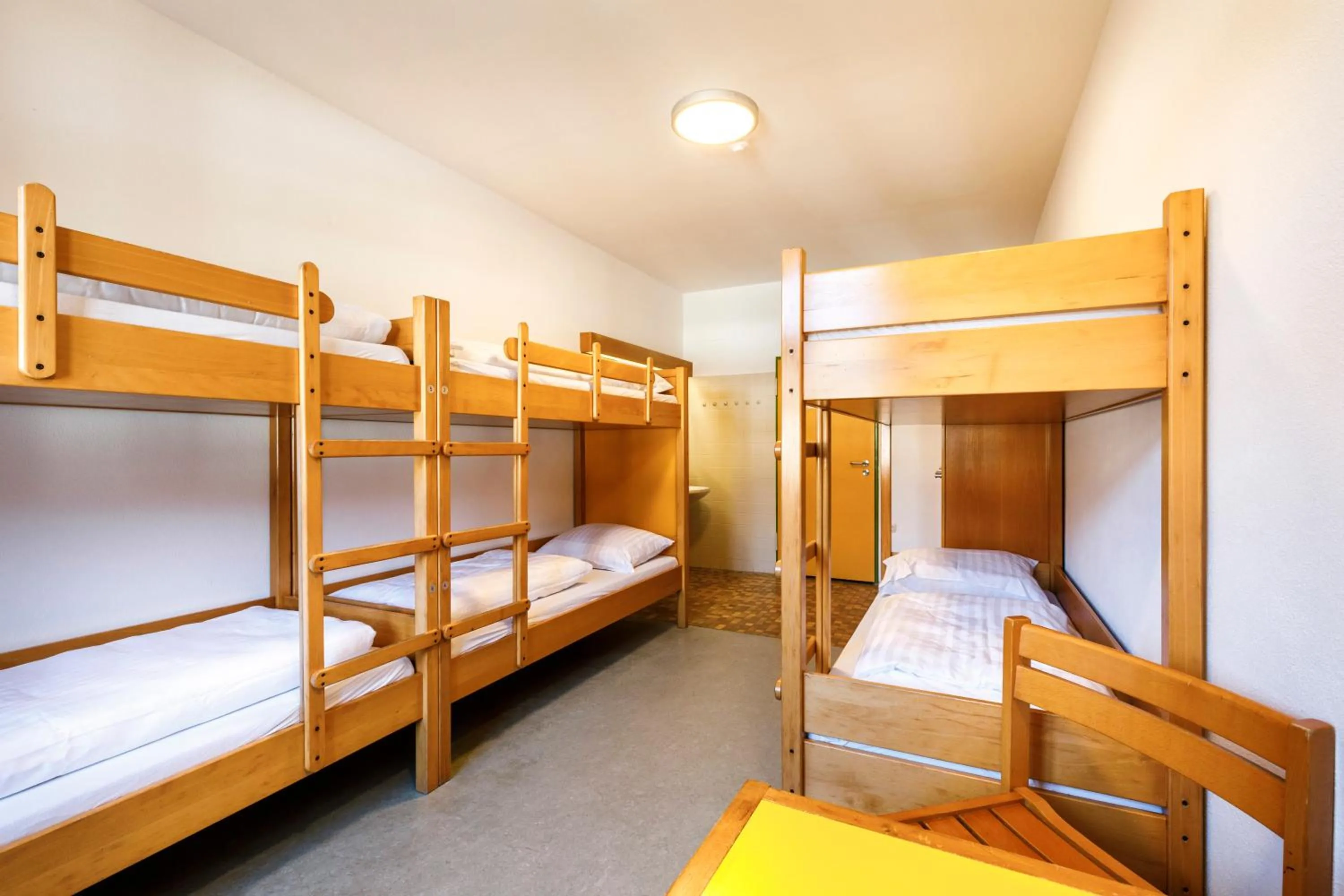 Quadruple Room in Jugendherberge Schliersee