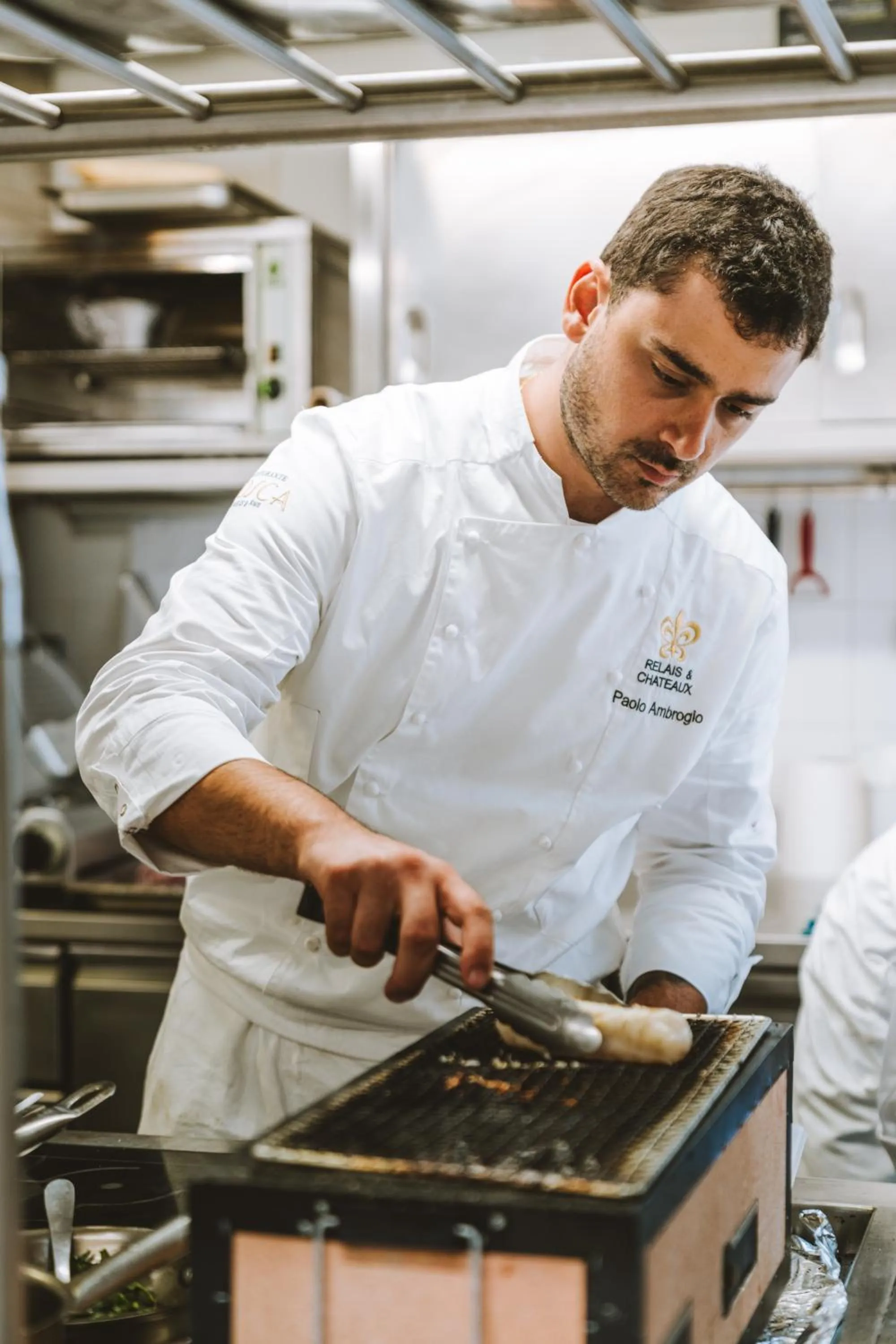 Kitchen or kitchenette in Hotel Splendide Royal Paris - Relais & Châteaux