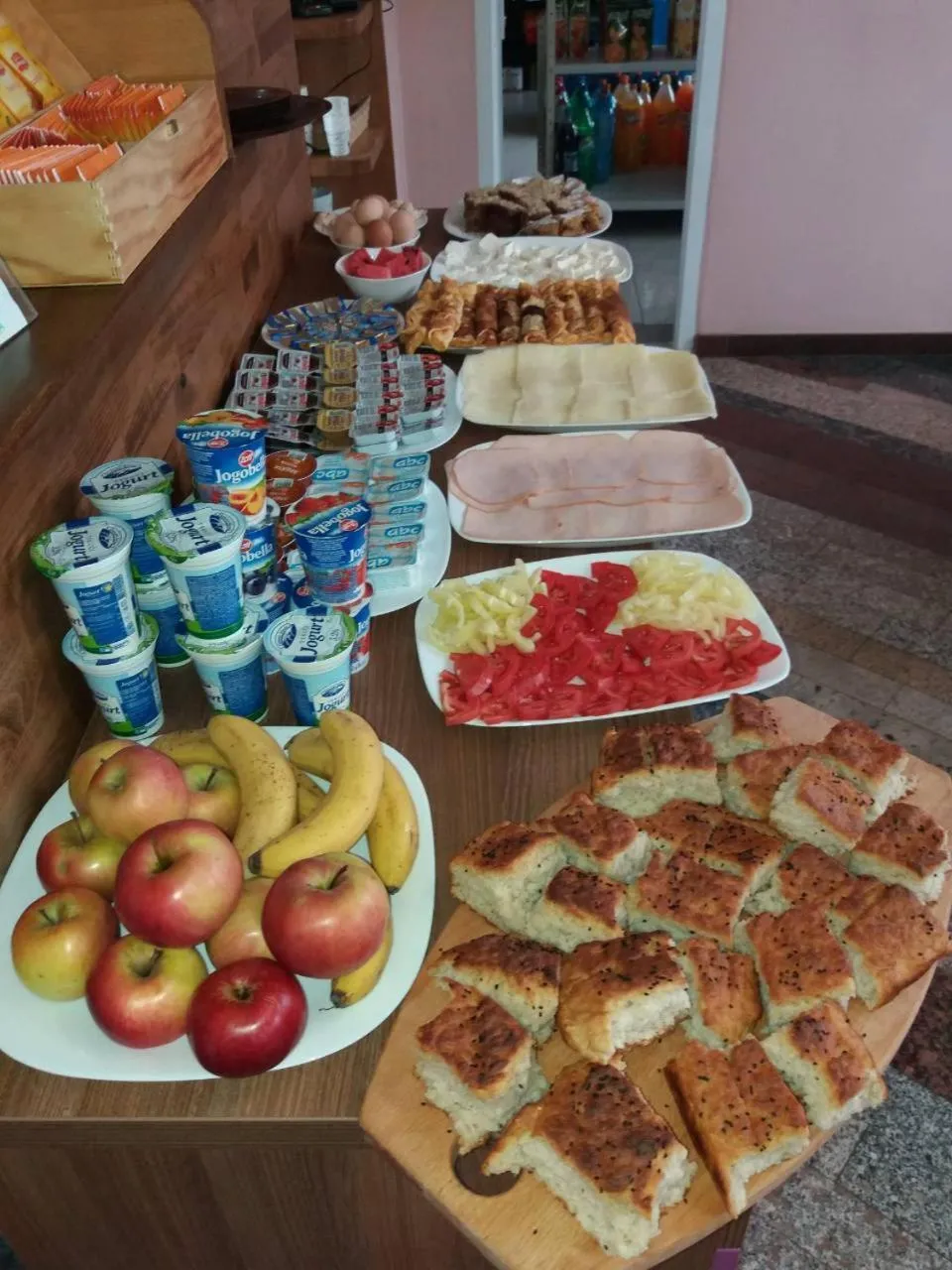 Continental breakfast in Nihad B&B