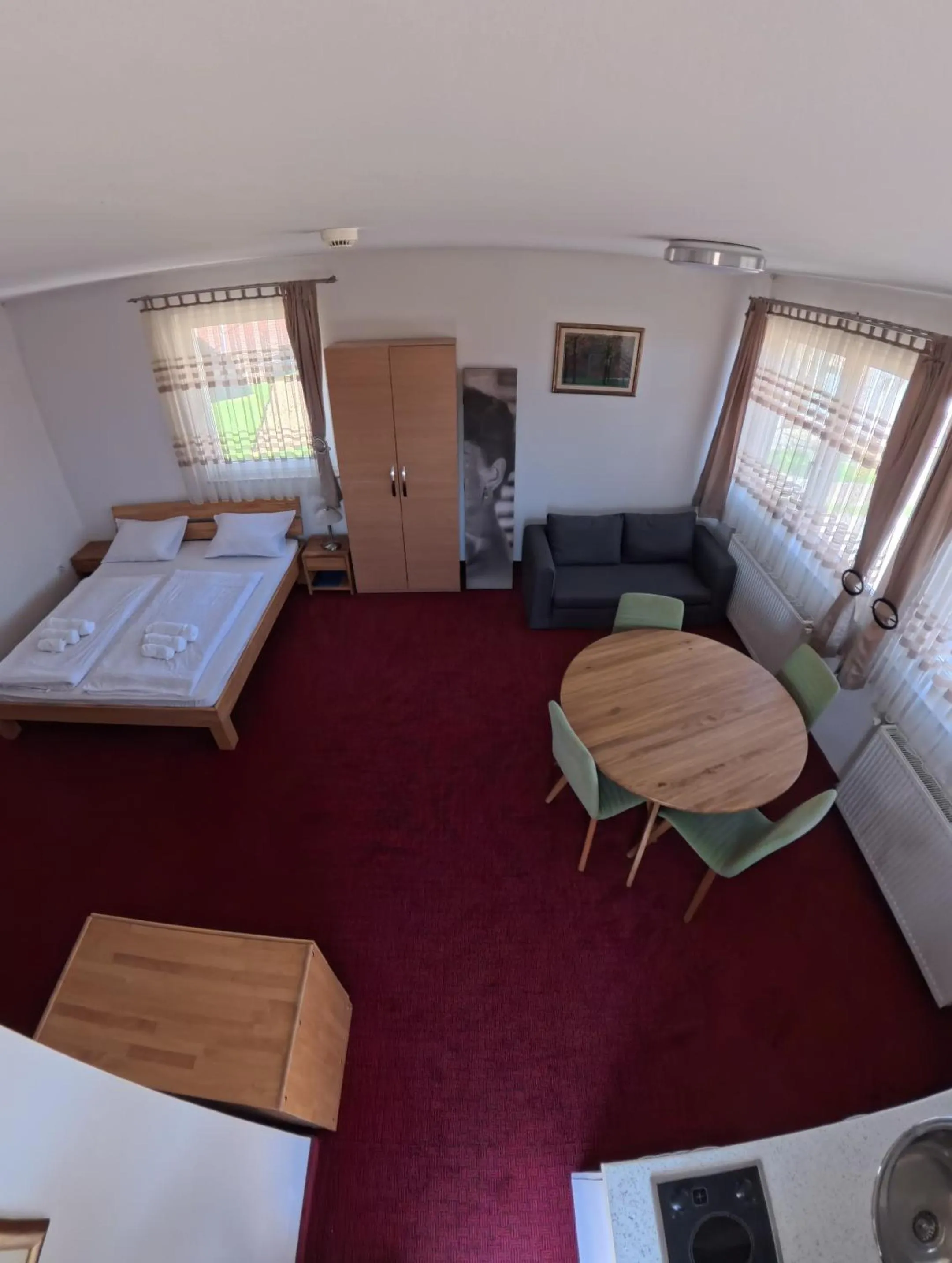 Bedroom, Bed in Nihad B&B