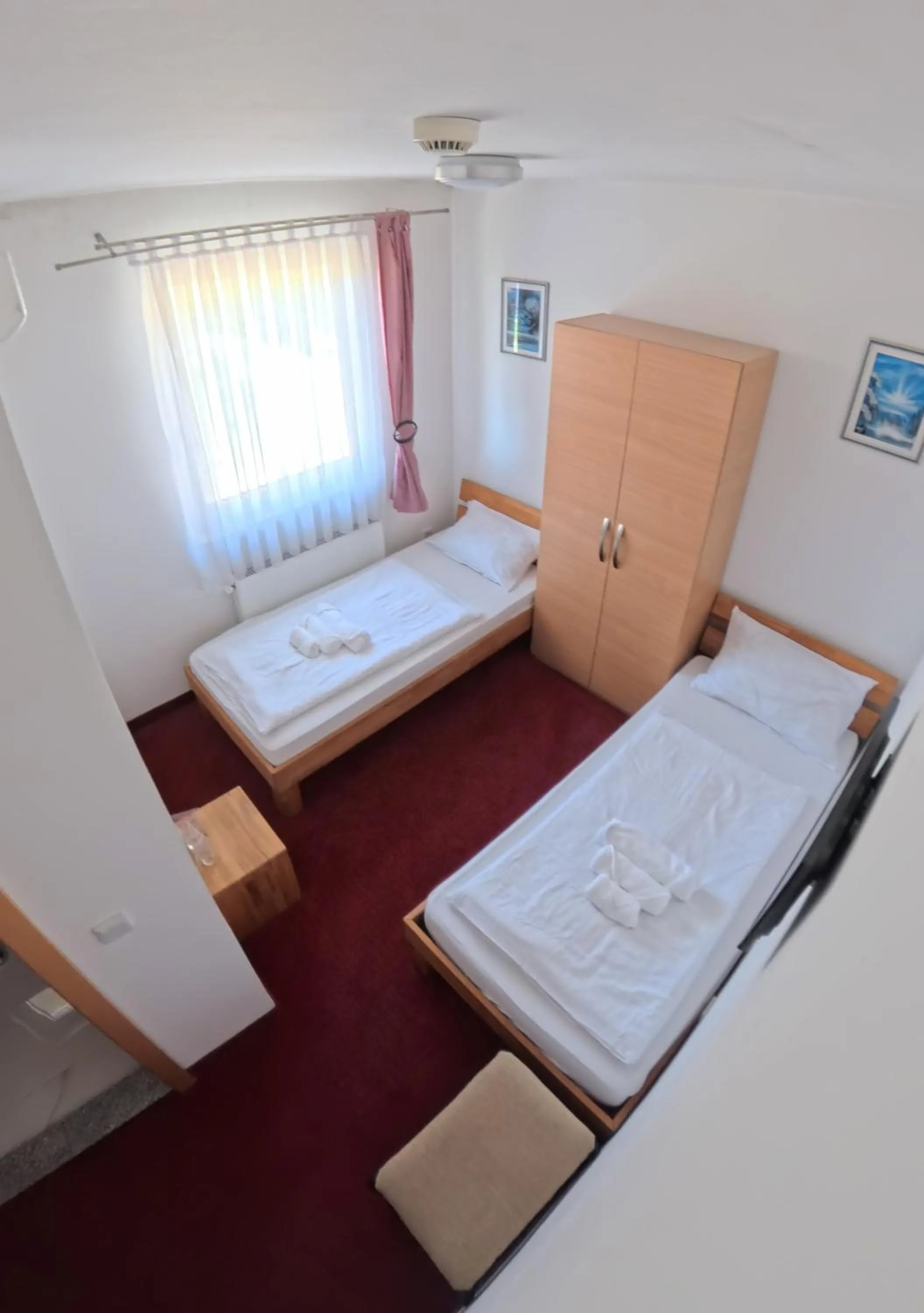 Bedroom, Bed in Nihad B&B