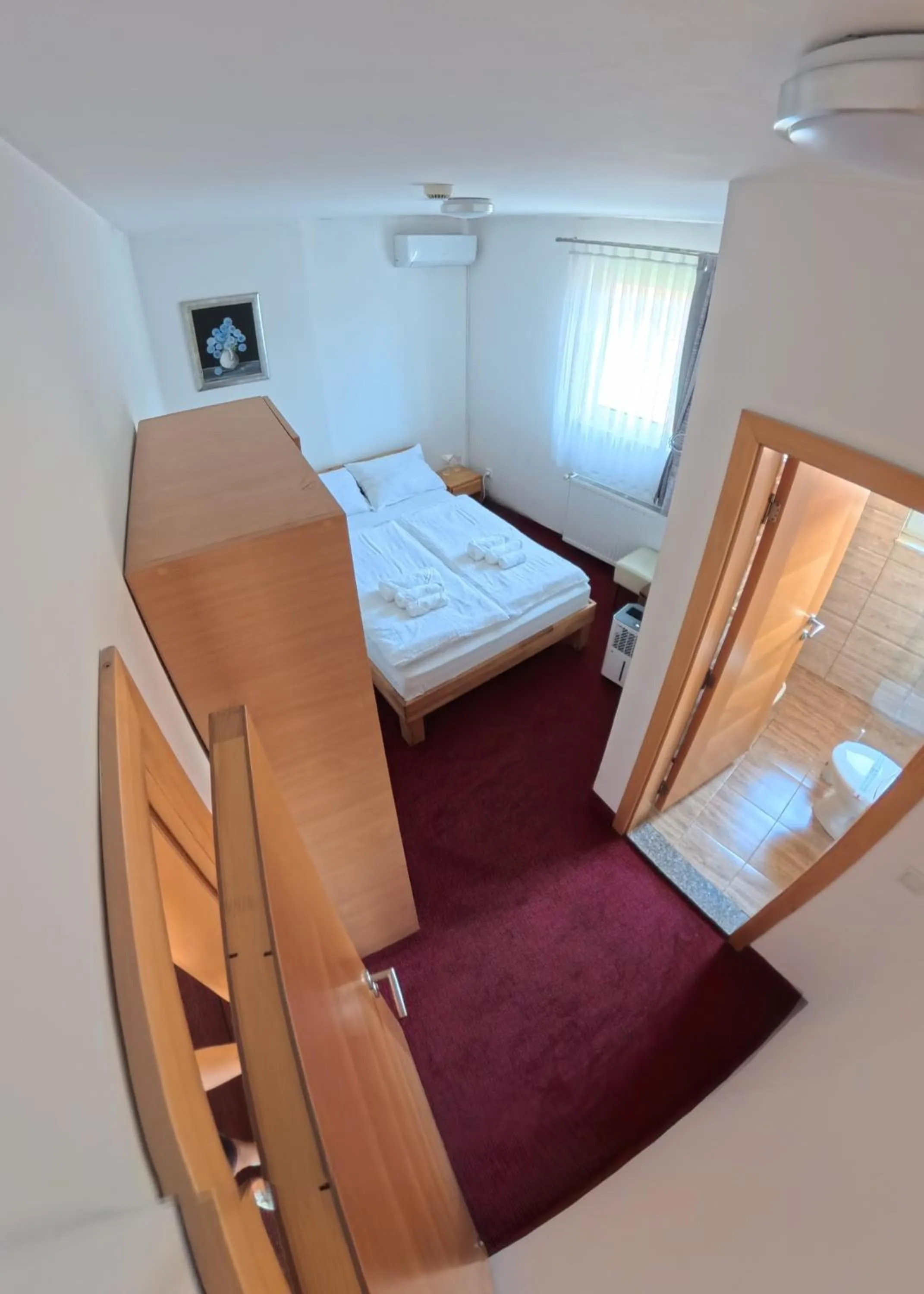 Bedroom, Bed in Nihad B&B