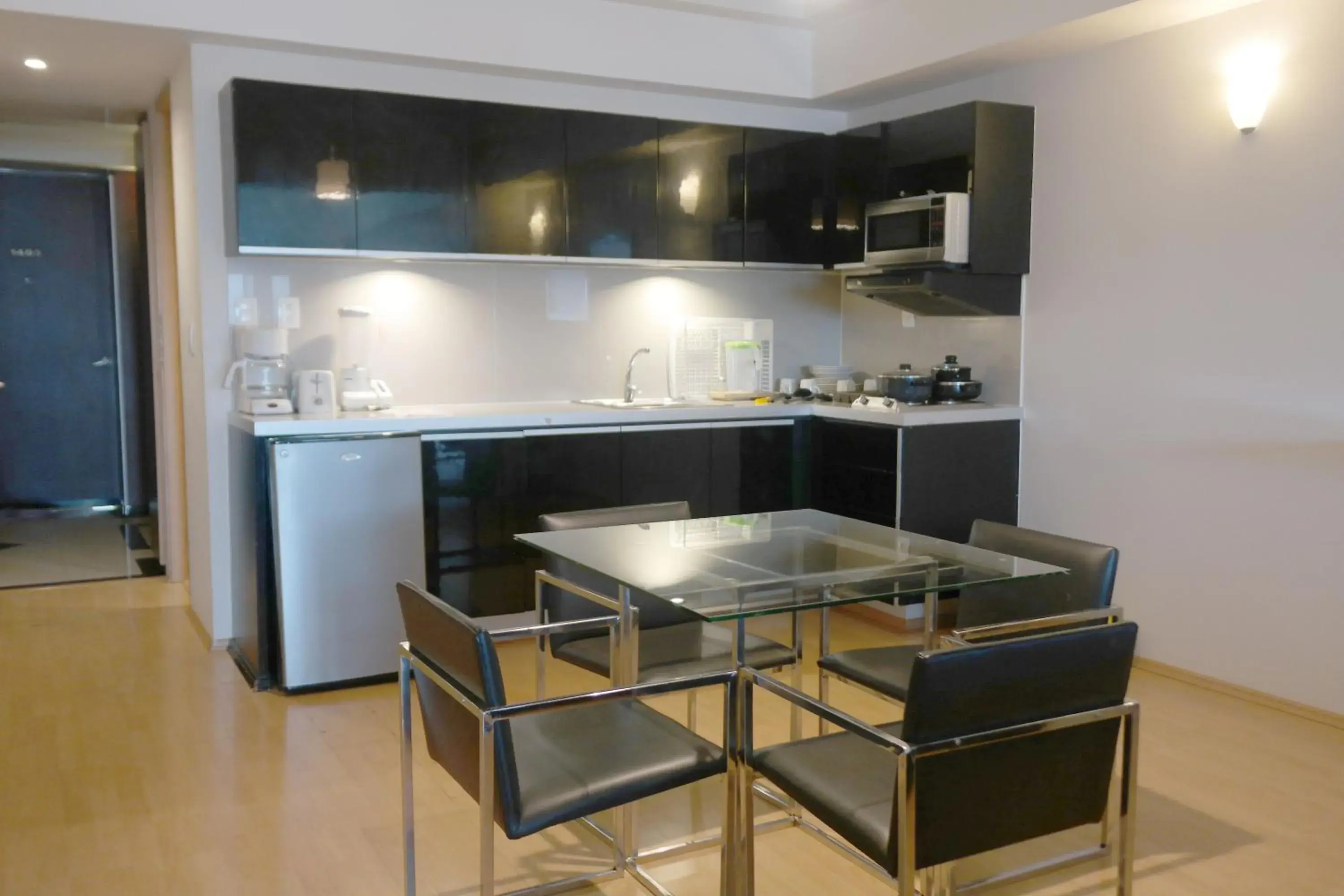 Standard Apartment - single occupancy in Capri Reforma 410 Standard Apartment - single occupancy in Capri Reforma 410