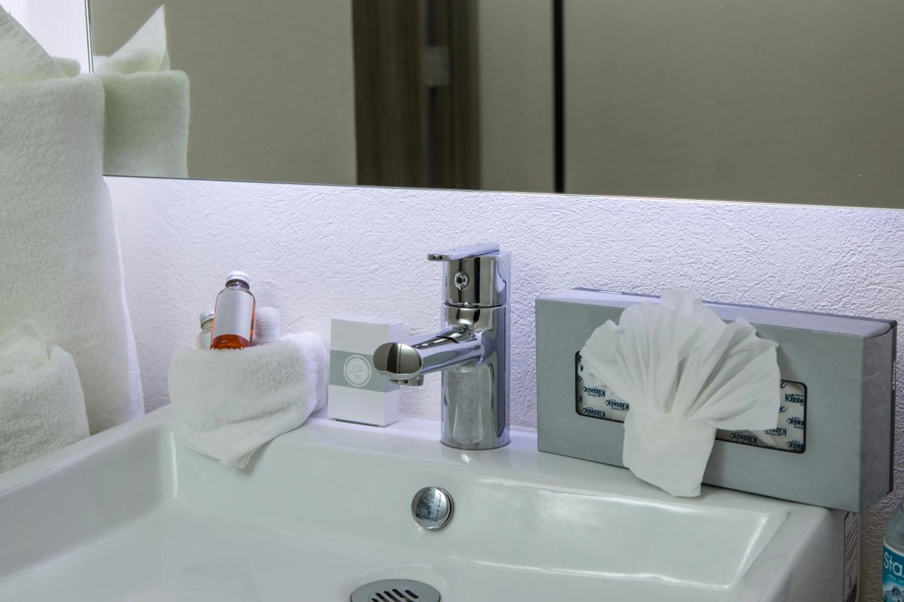 Bathroom in Suites Rio Elba