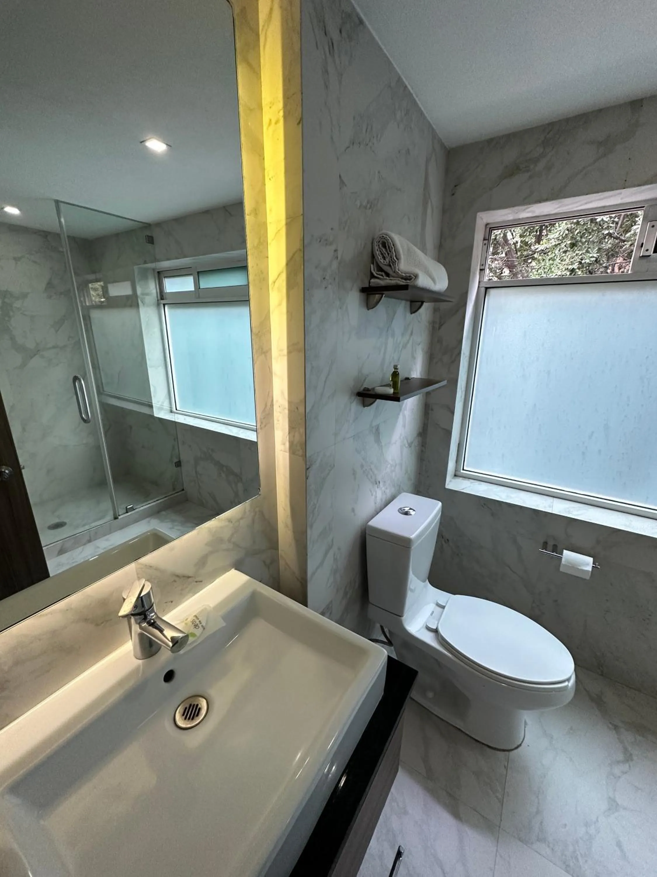 Shower in Suites Rio Elba