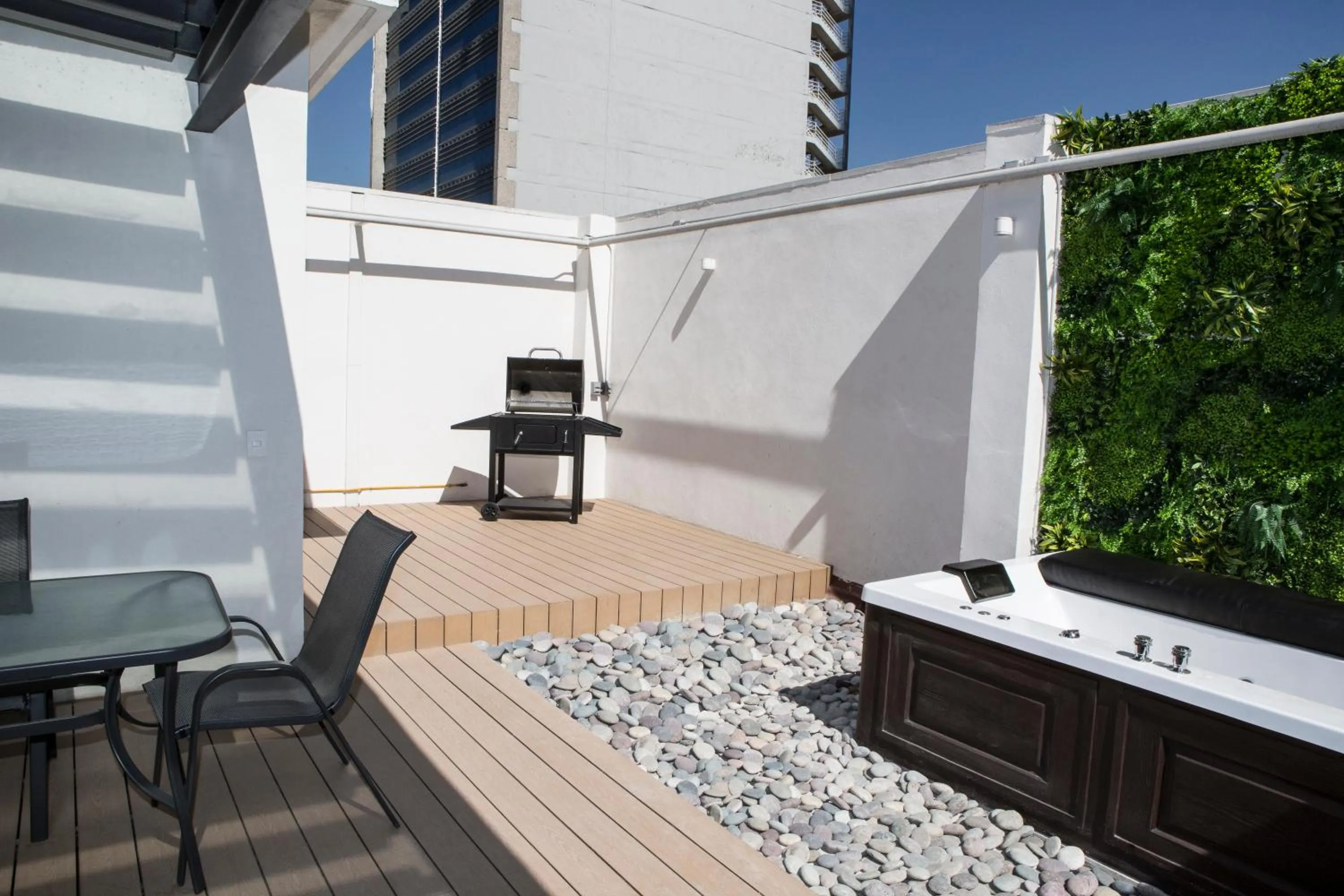 Hot Tub in Suites Rio Elba