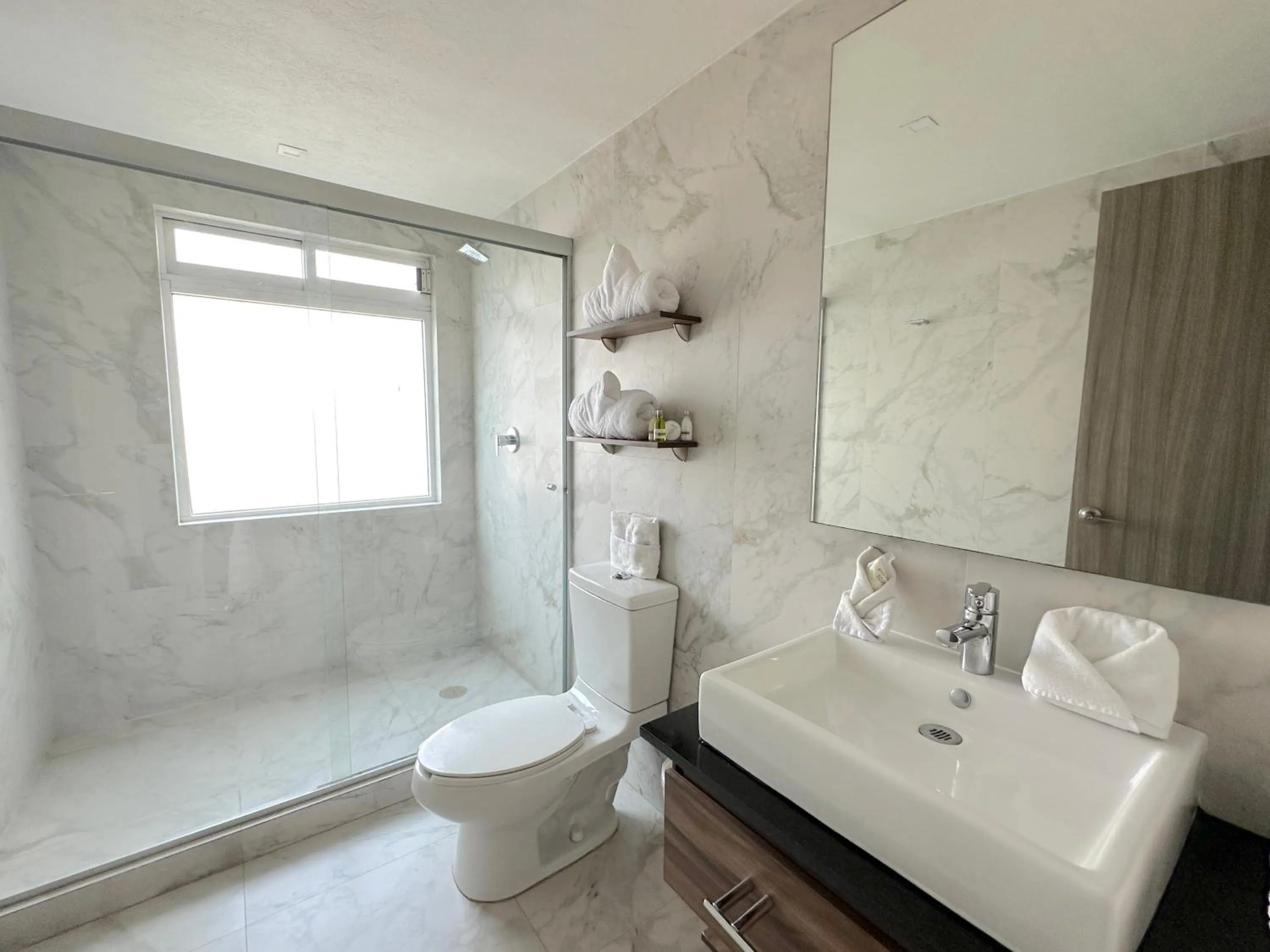 Shower in Suites Rio Elba