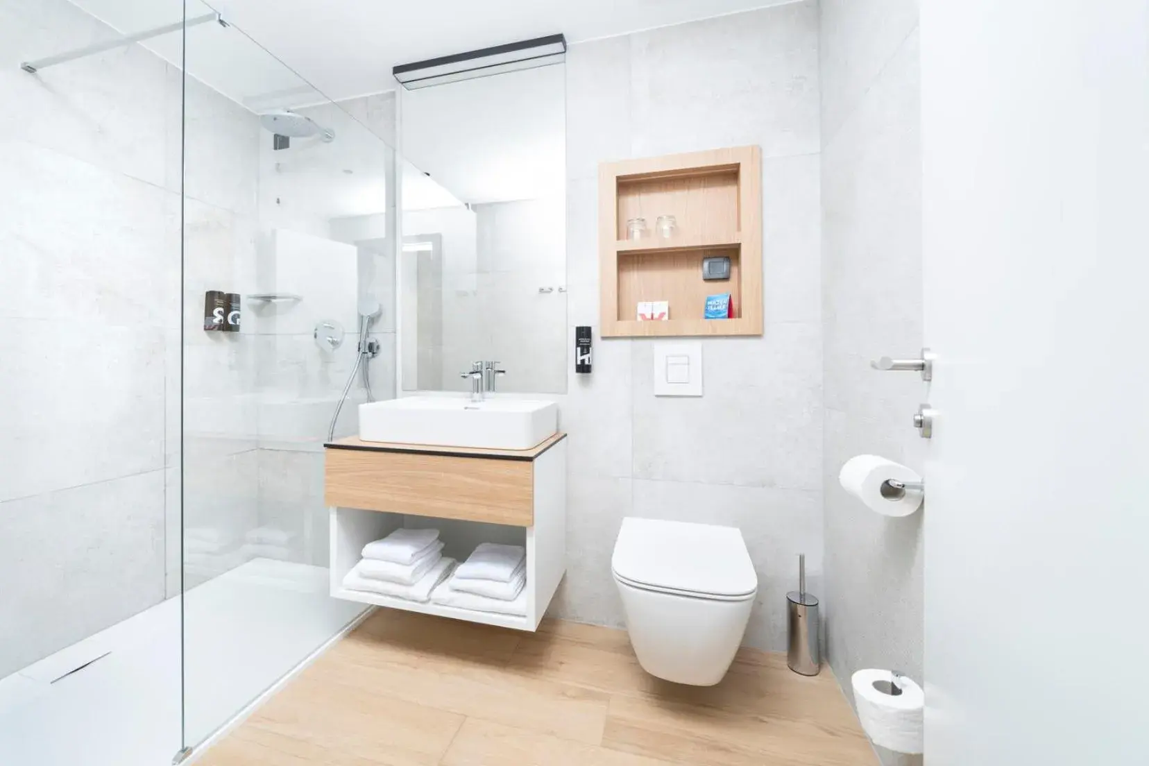 Classic Single Room Park Side in Hotel Pelegrin Plava Laguna Classic Single Room Park Side in Hotel Pelegrin Plava Laguna