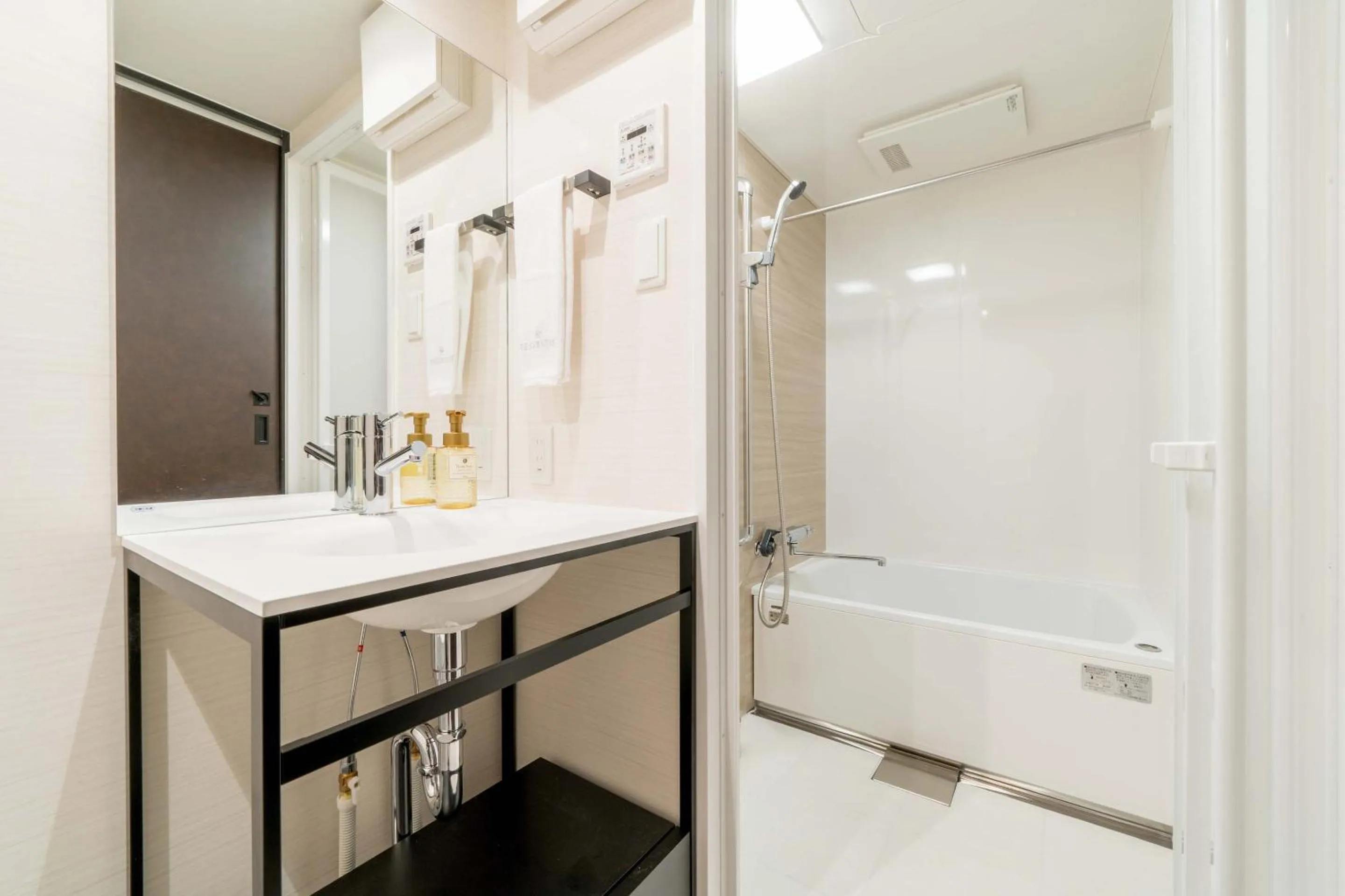 Bathroom in RESI STAY GIONDO KYOTO Higashiyama Sanjo