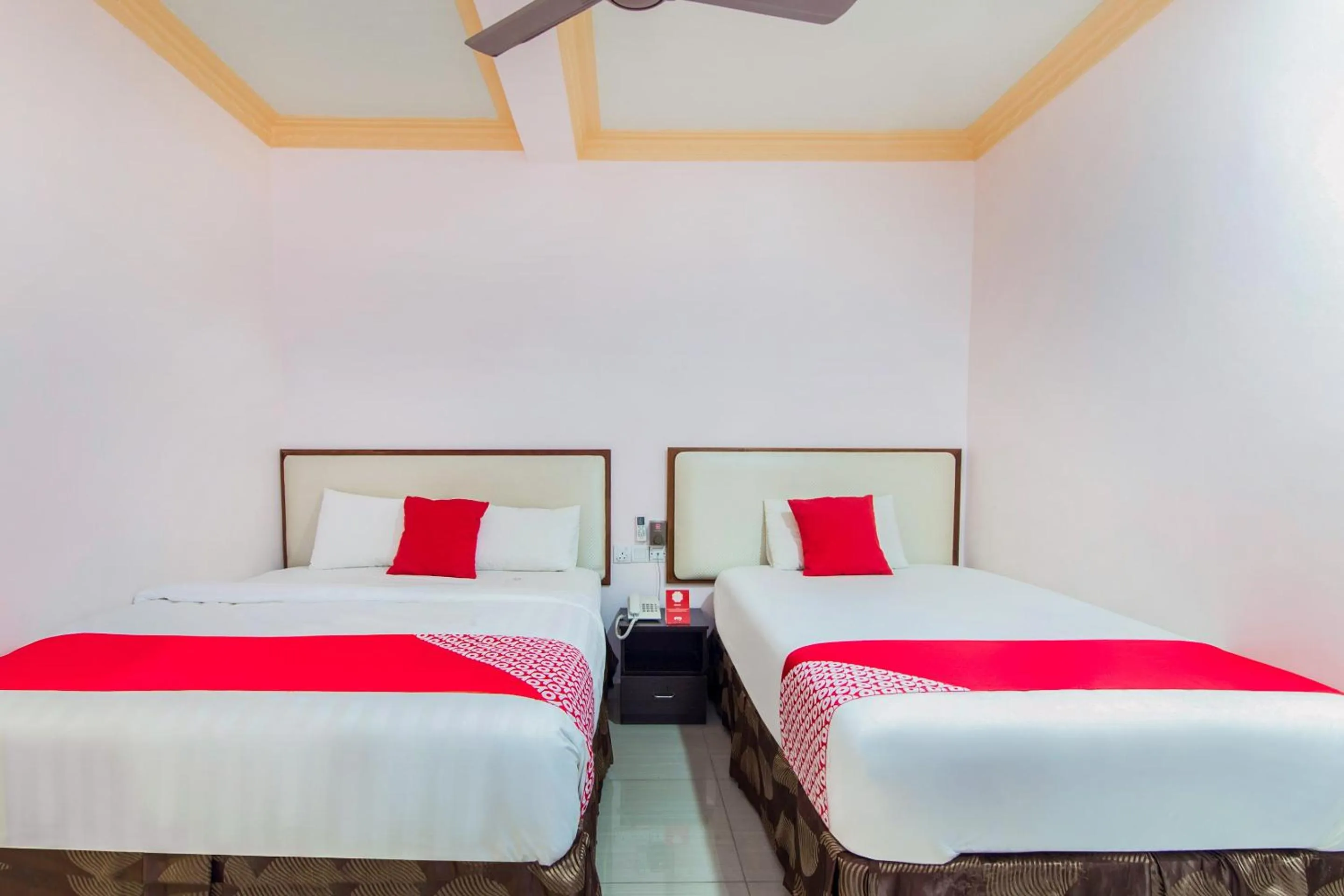 Bedroom, Bed in Hotel O SMC Alam Avenue