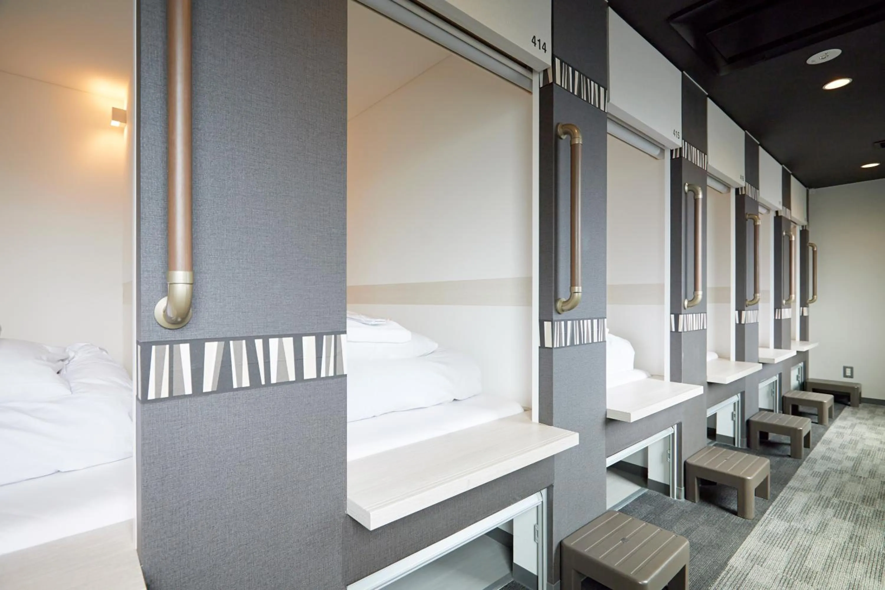 Bed in Drop Inn Tottori