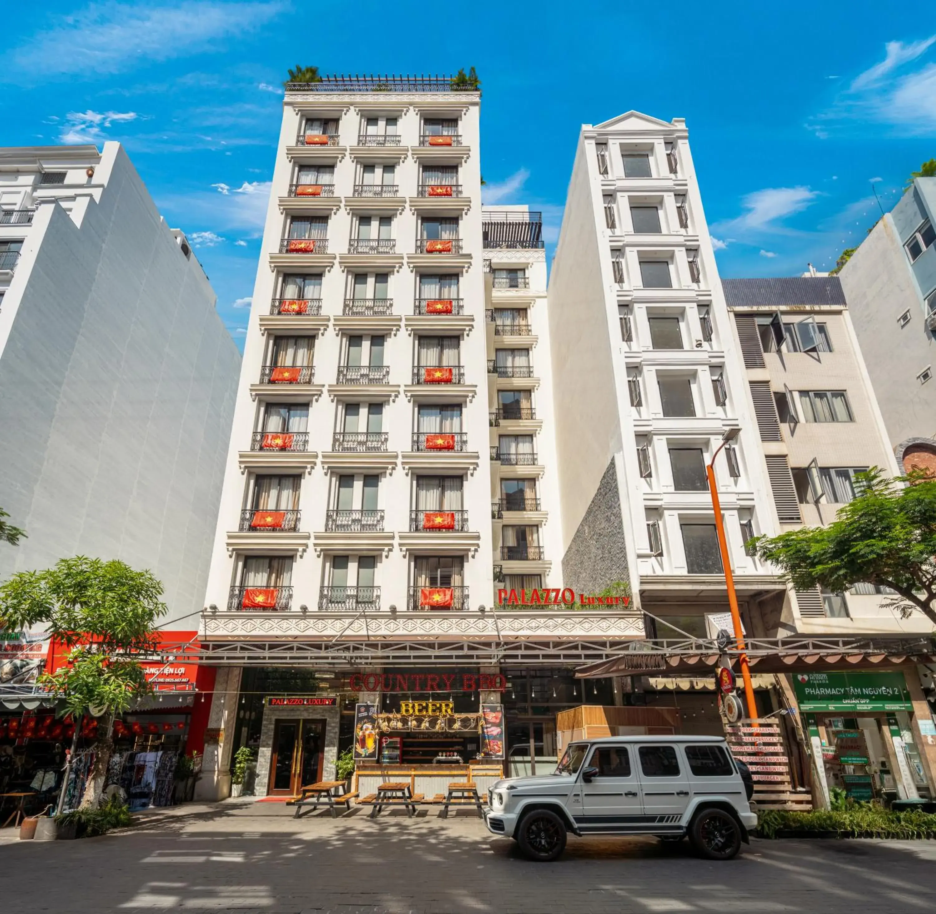 Property building in Palazzo Luxury Hotel & Bistro - Central My Khe Beach Walking Street Property building in Palazzo Luxury Hotel & Bistro - Central My Khe Beach Walking Street