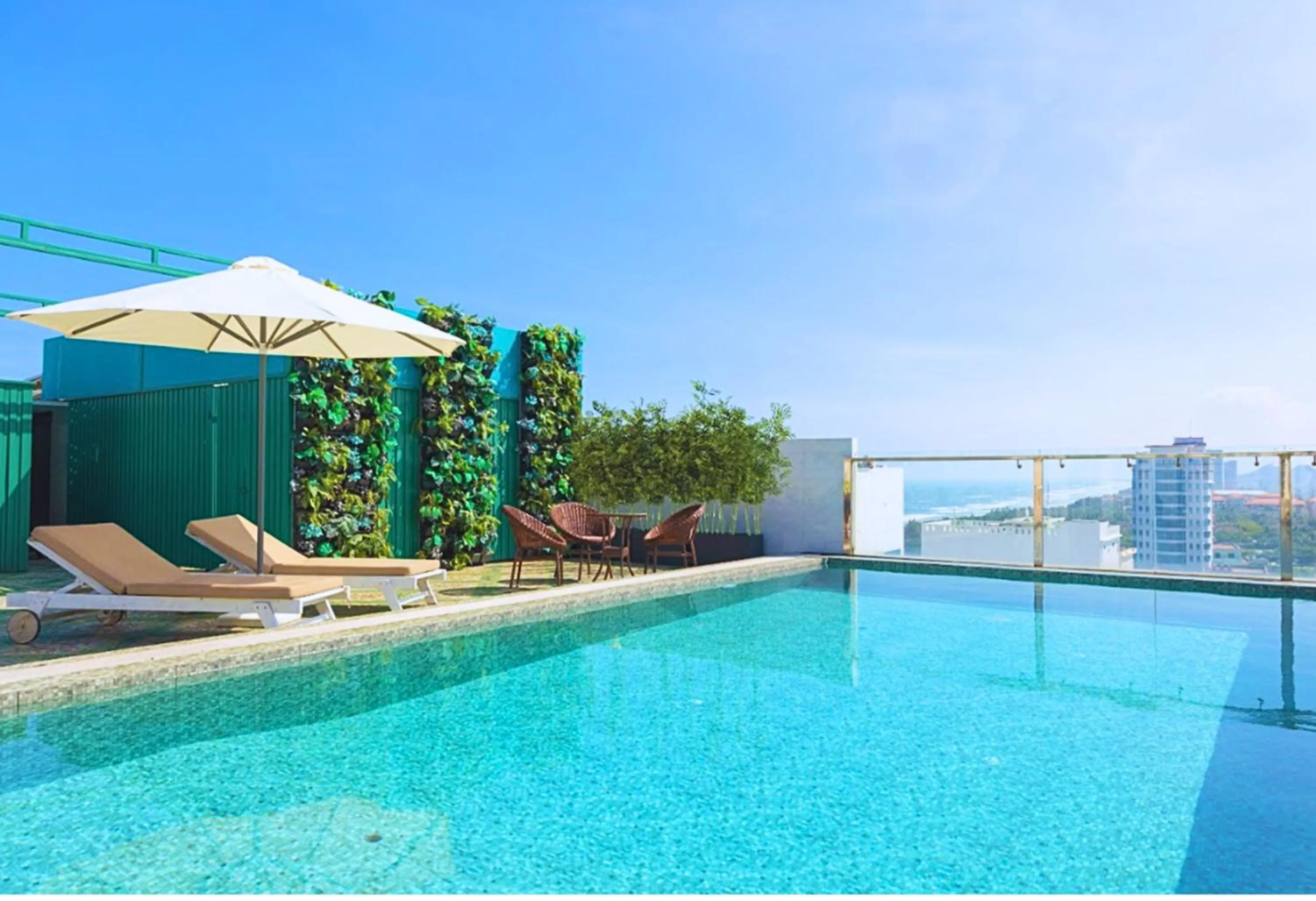 Swimming pool in Palazzo Luxury Hotel & Bistro - Central My Khe Beach Walking Street