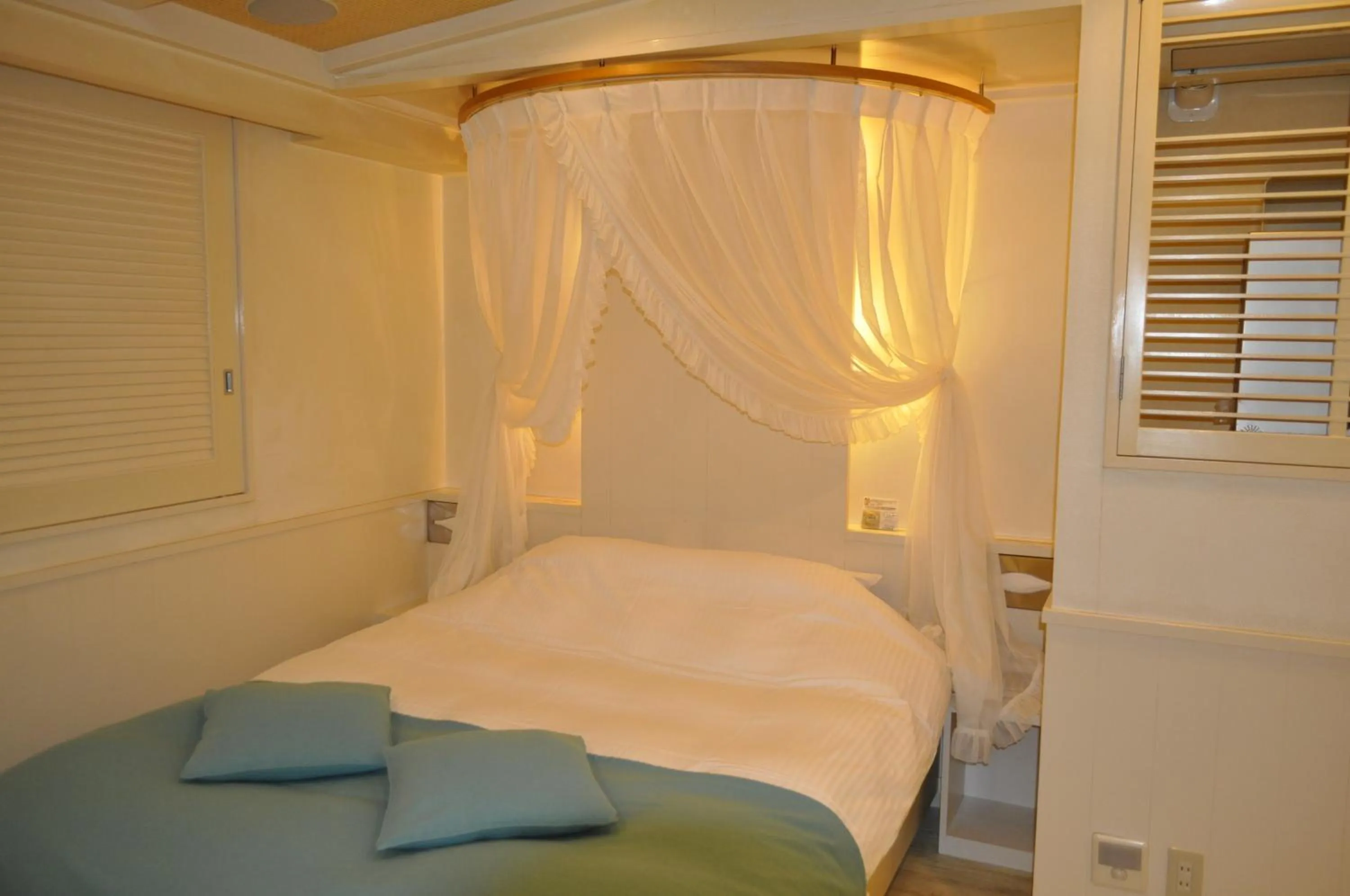 Photo of the whole room, Bed in Hotel Woo (Adults Only)