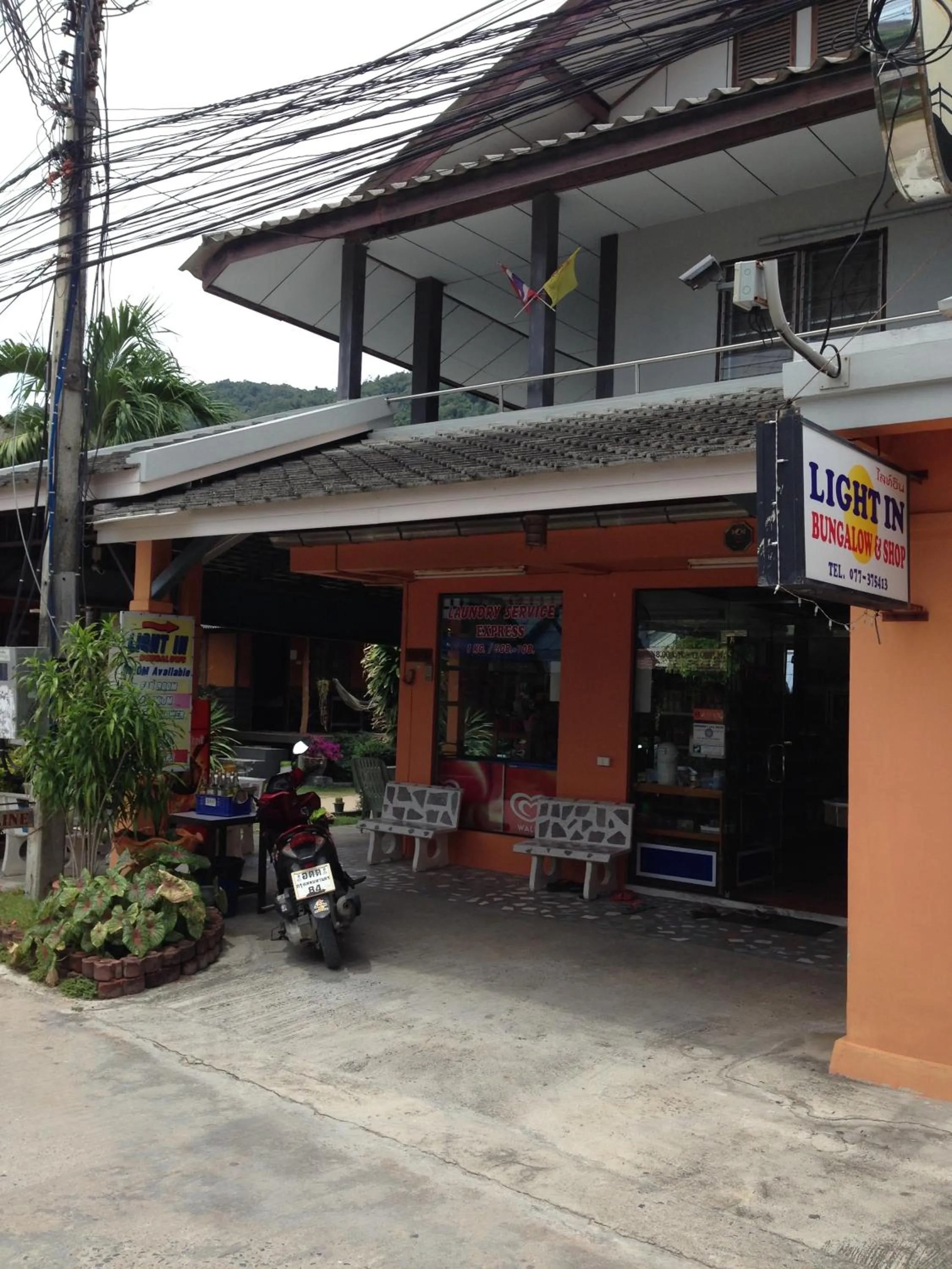 Property building in Light In bungalow