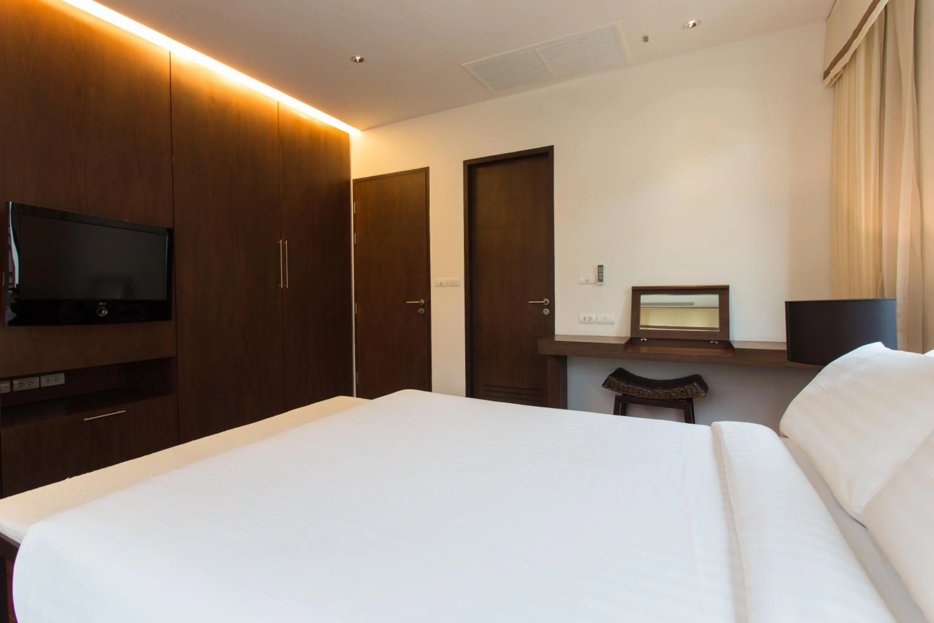 Bedroom, Bed in Amatapura Beachfront Villa 10 , SHA Certified