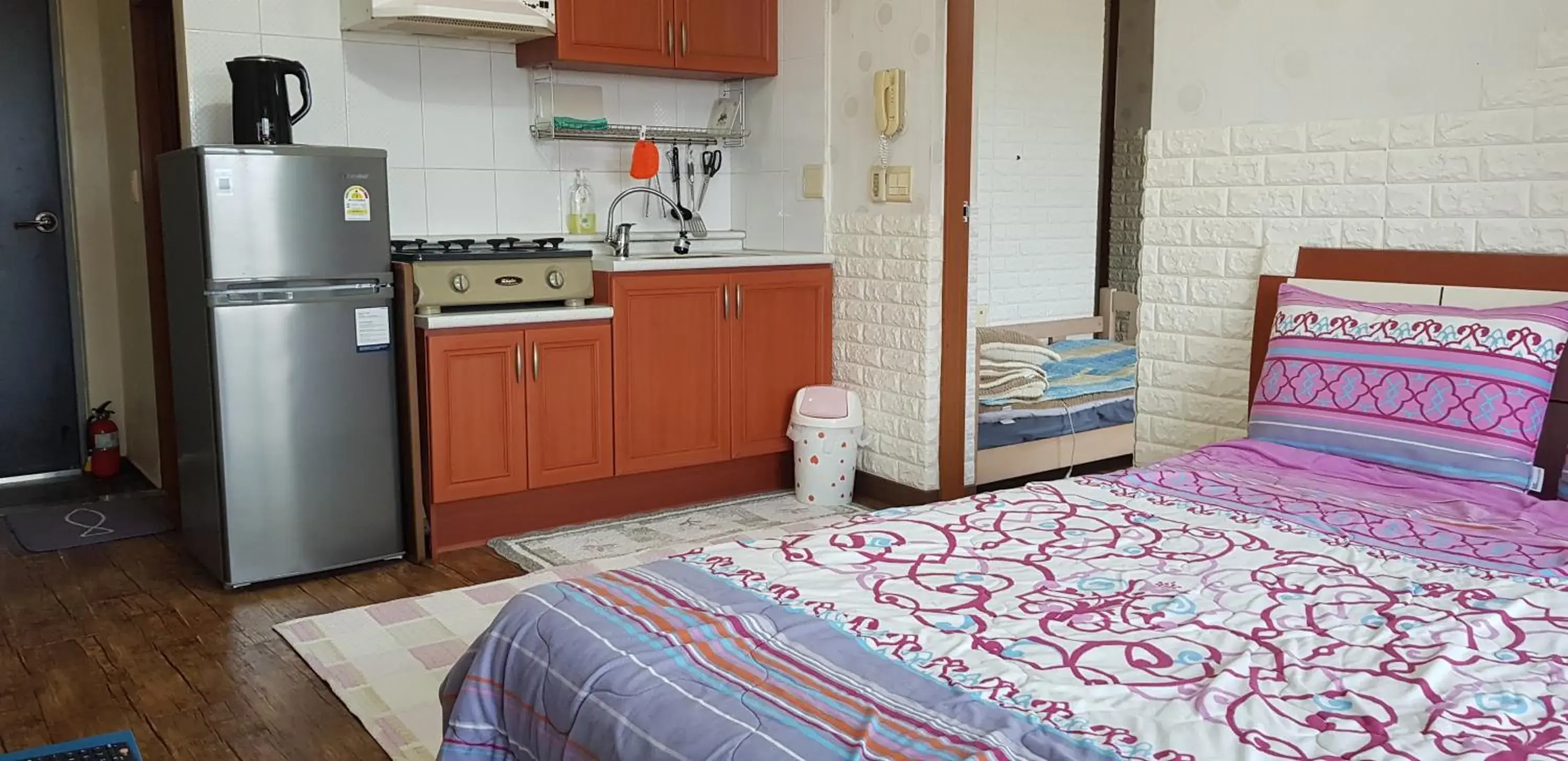 Bed in Jun House Bed in Jun House