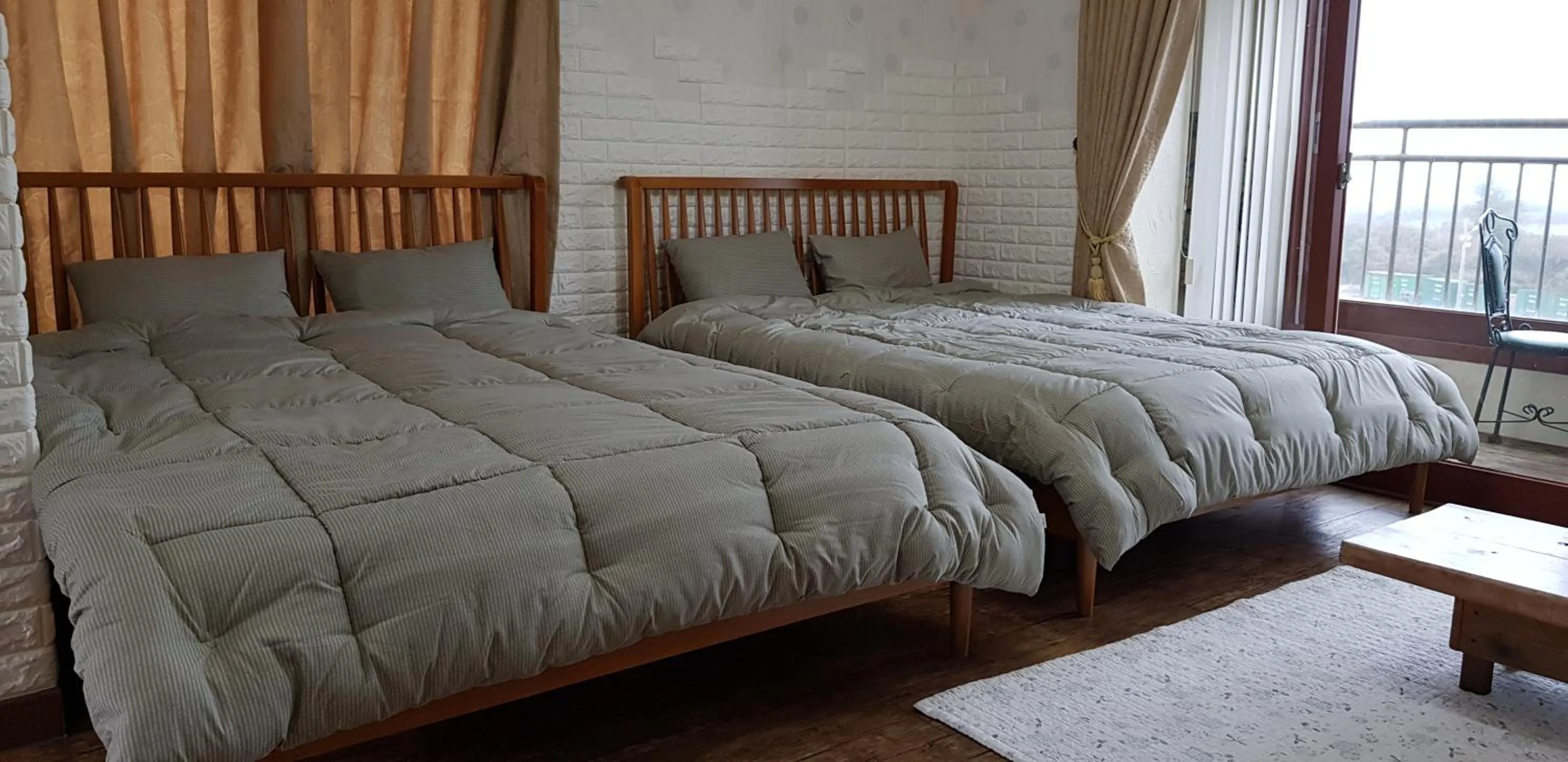 Bed in Jun House
