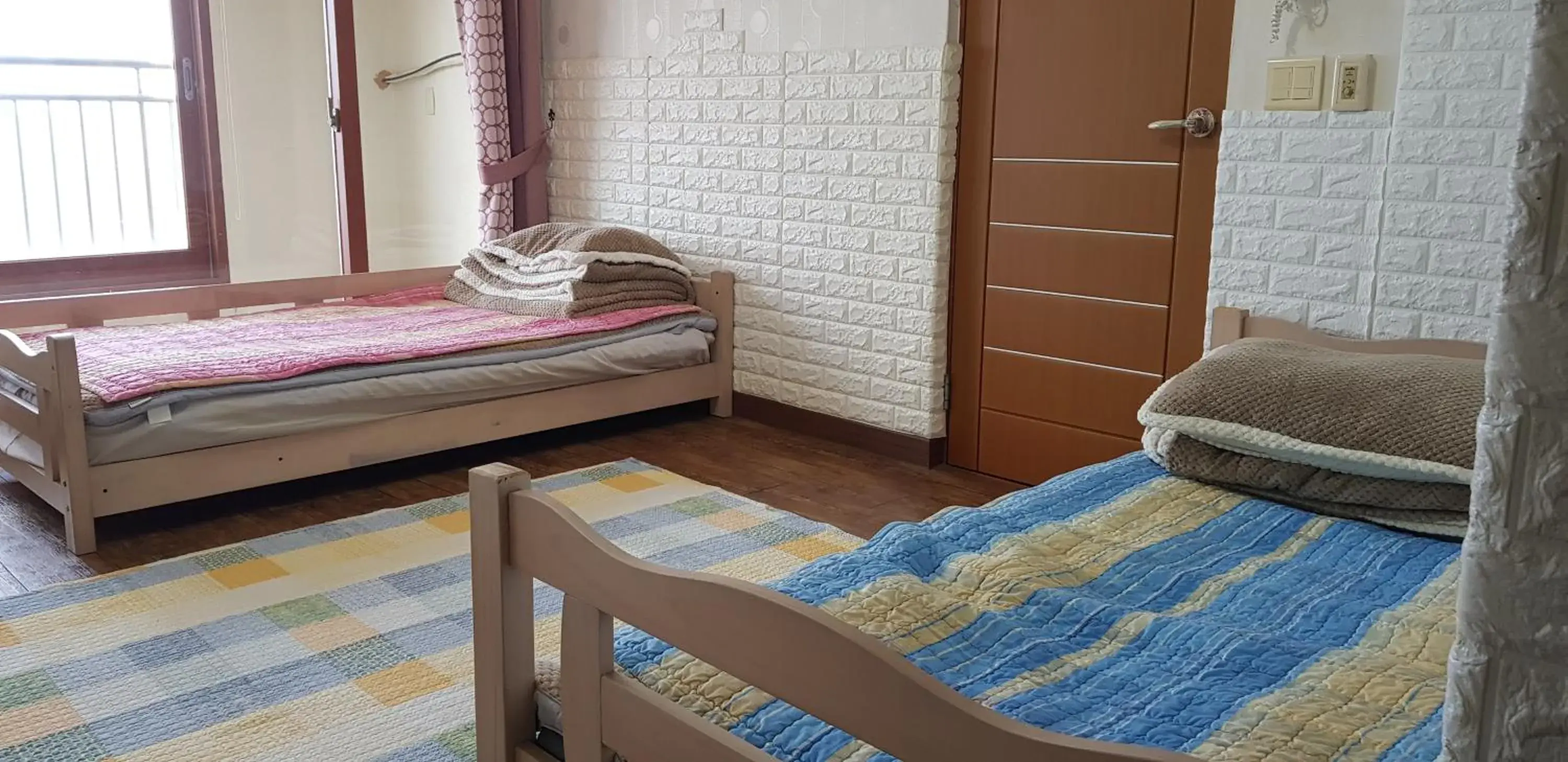 Bed in Jun House Bed in Jun House