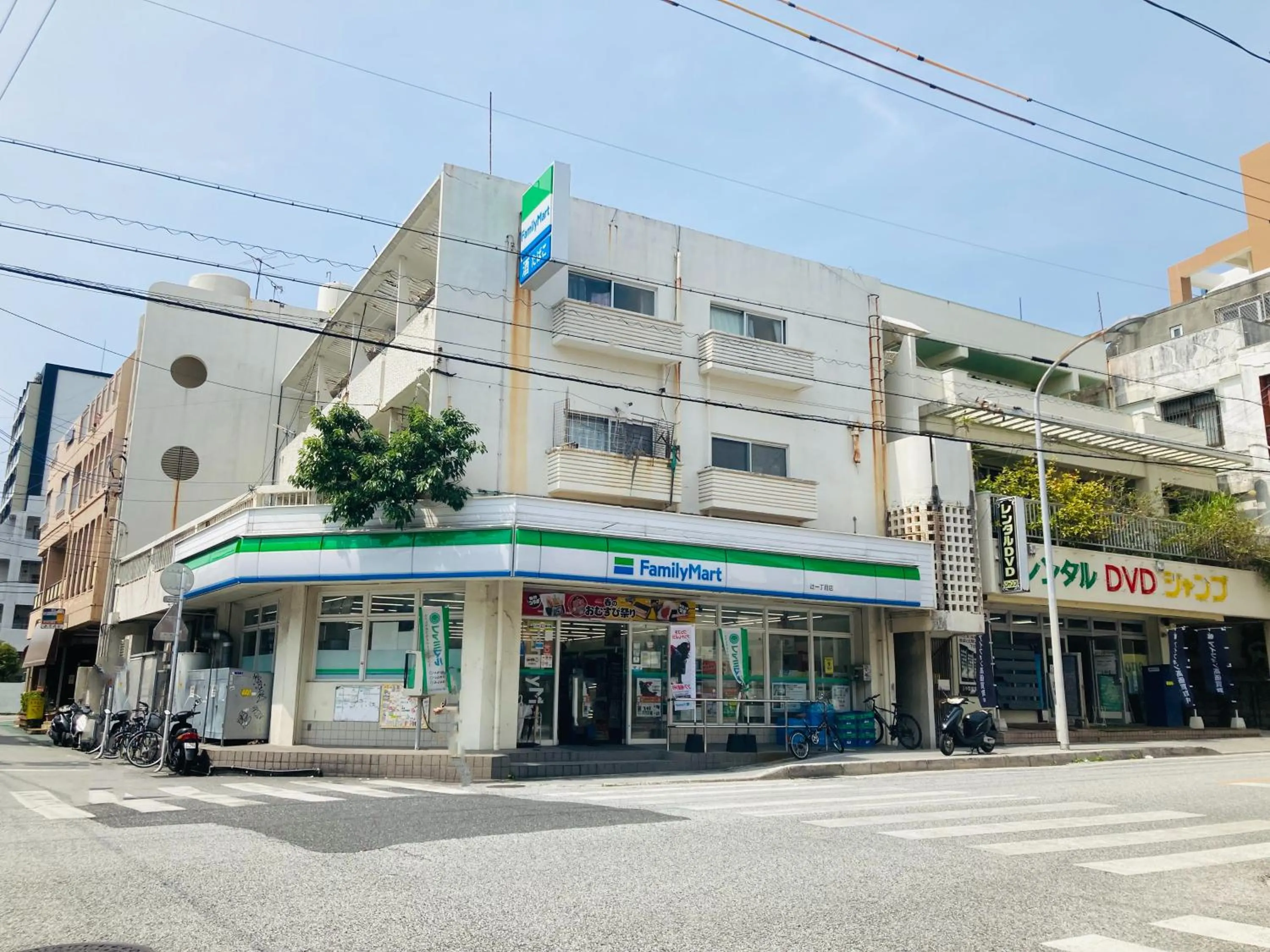 Supermarket/grocery shop in Okinawa Hotel Precia