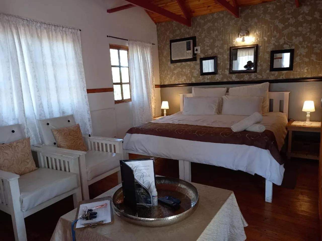 Acacia Bush Lodge