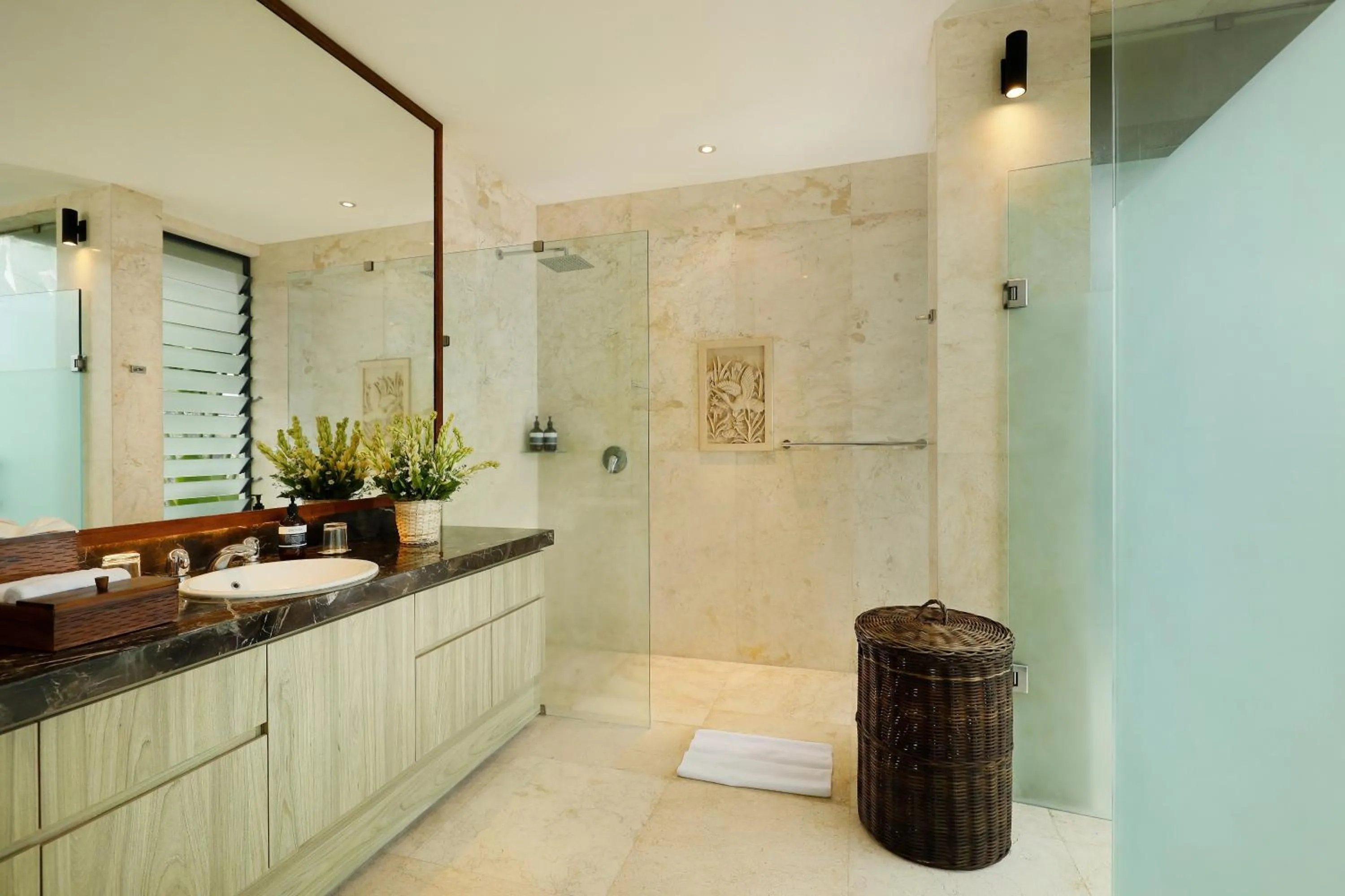 Shower in Villa Tenang by Nakula