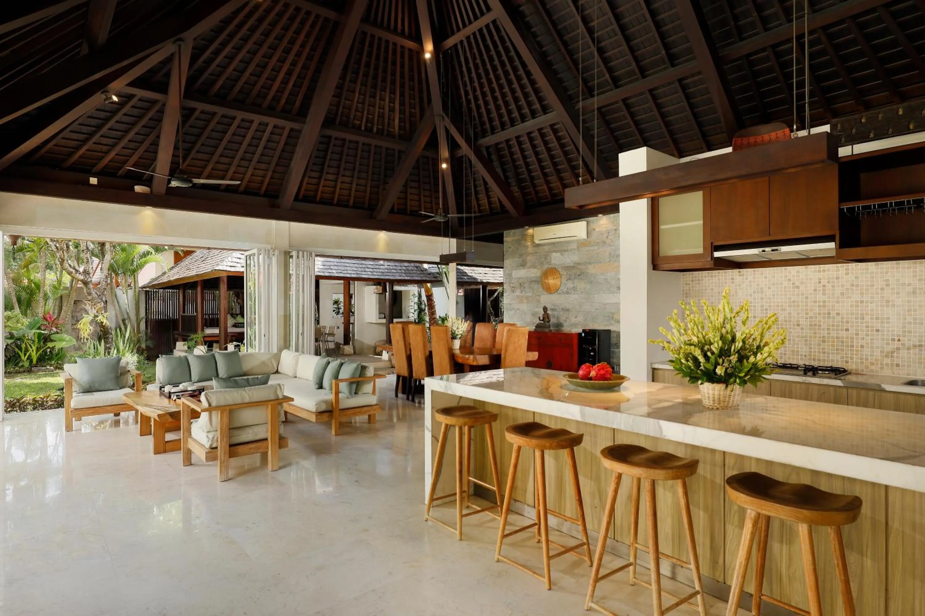 Living room in Villa Tenang by Nakula