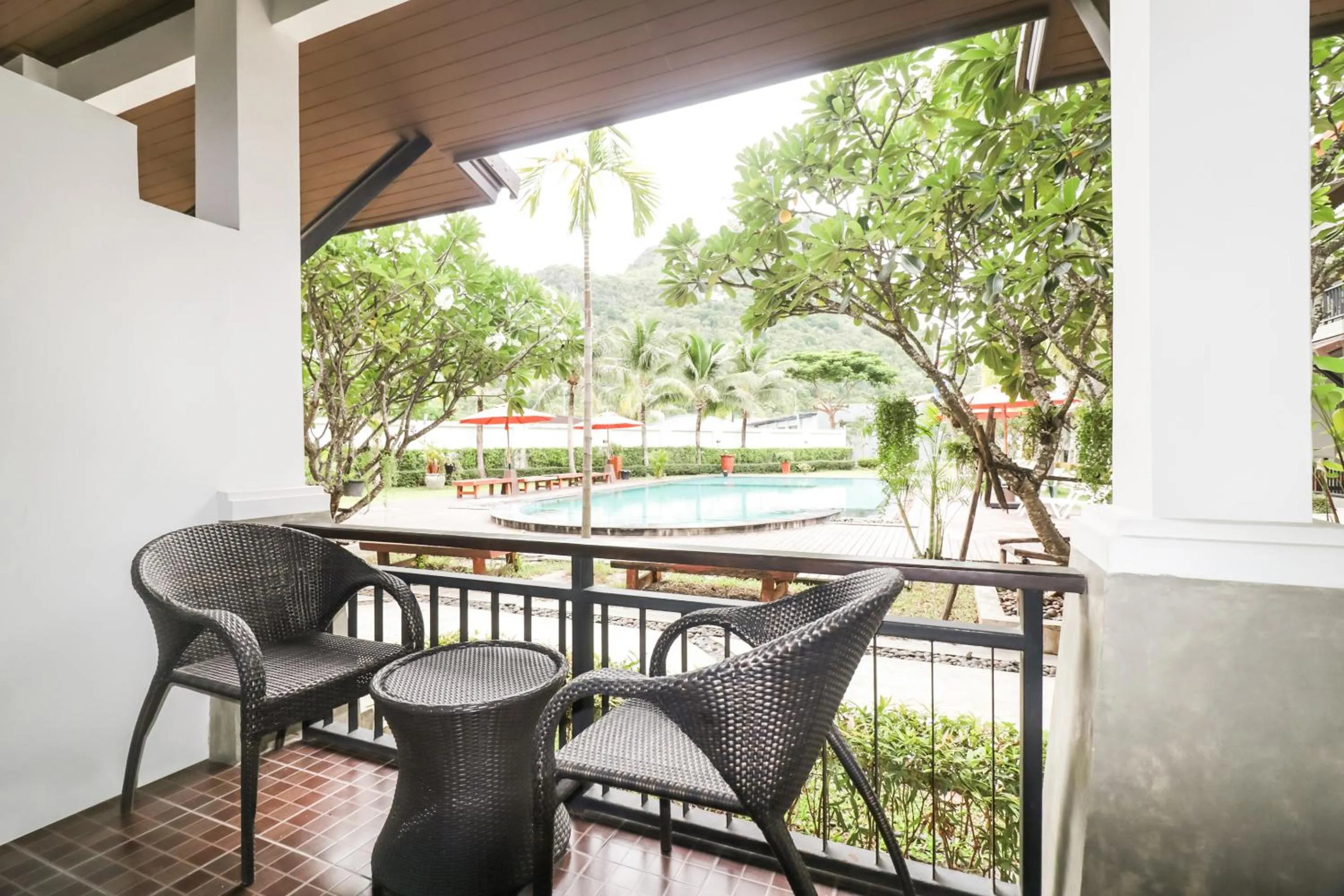 Patio in P' Private Resort Cha Am