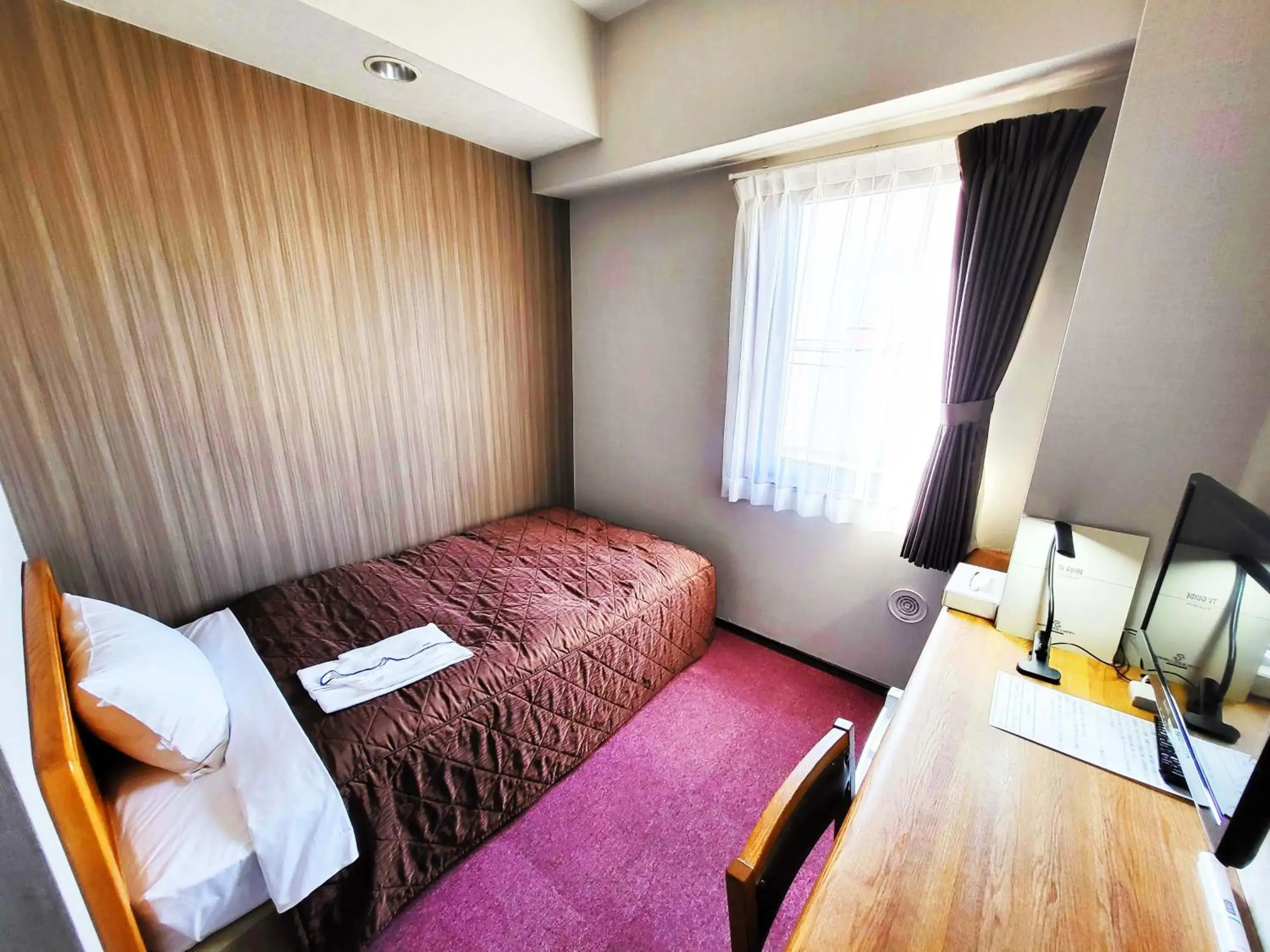 Economy Single Room - Smoking in Hotel Royal Garden Kisarazu Economy Single Room - Smoking in Hotel Royal Garden Kisarazu