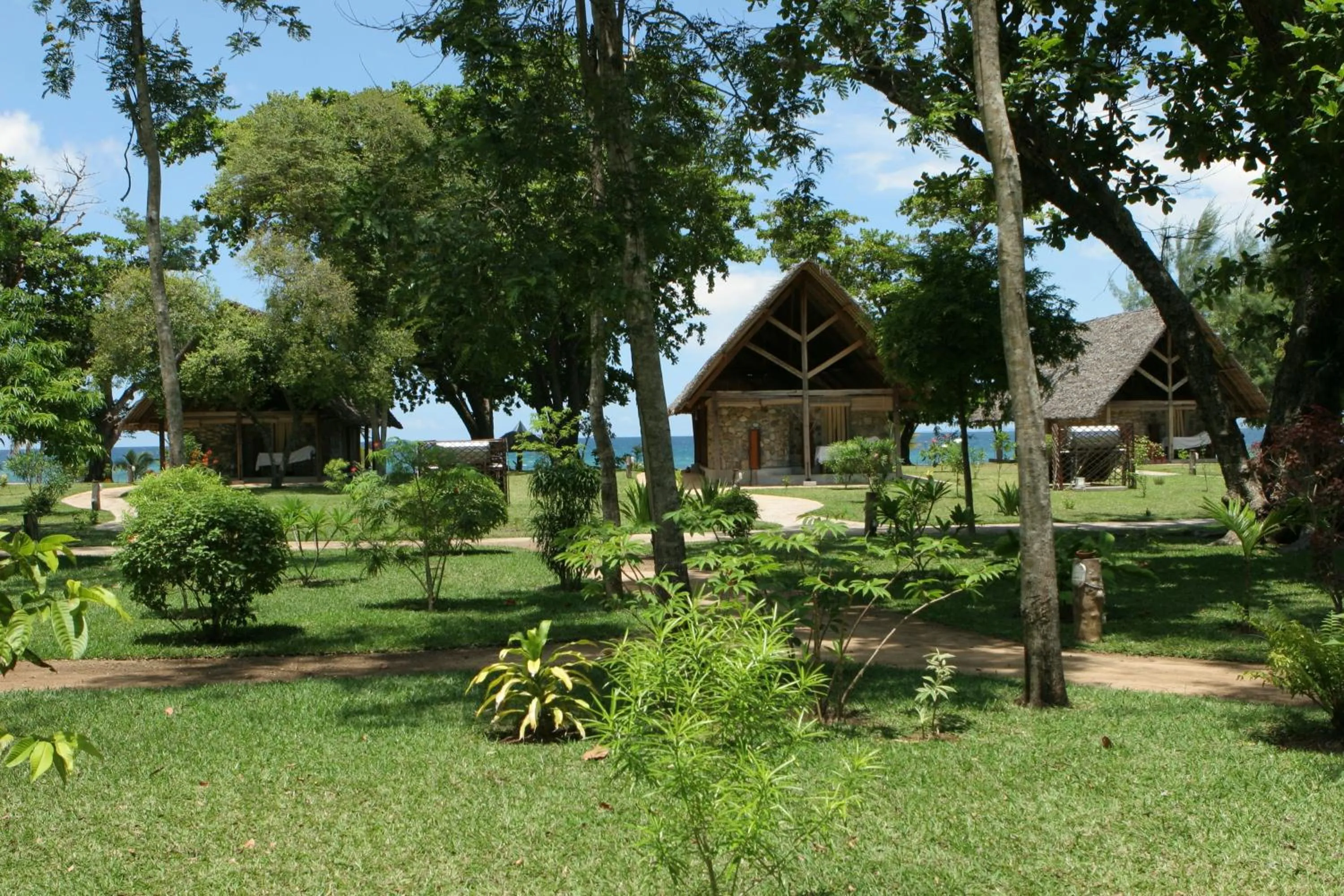 Facade/entrance in Eden Lodge
