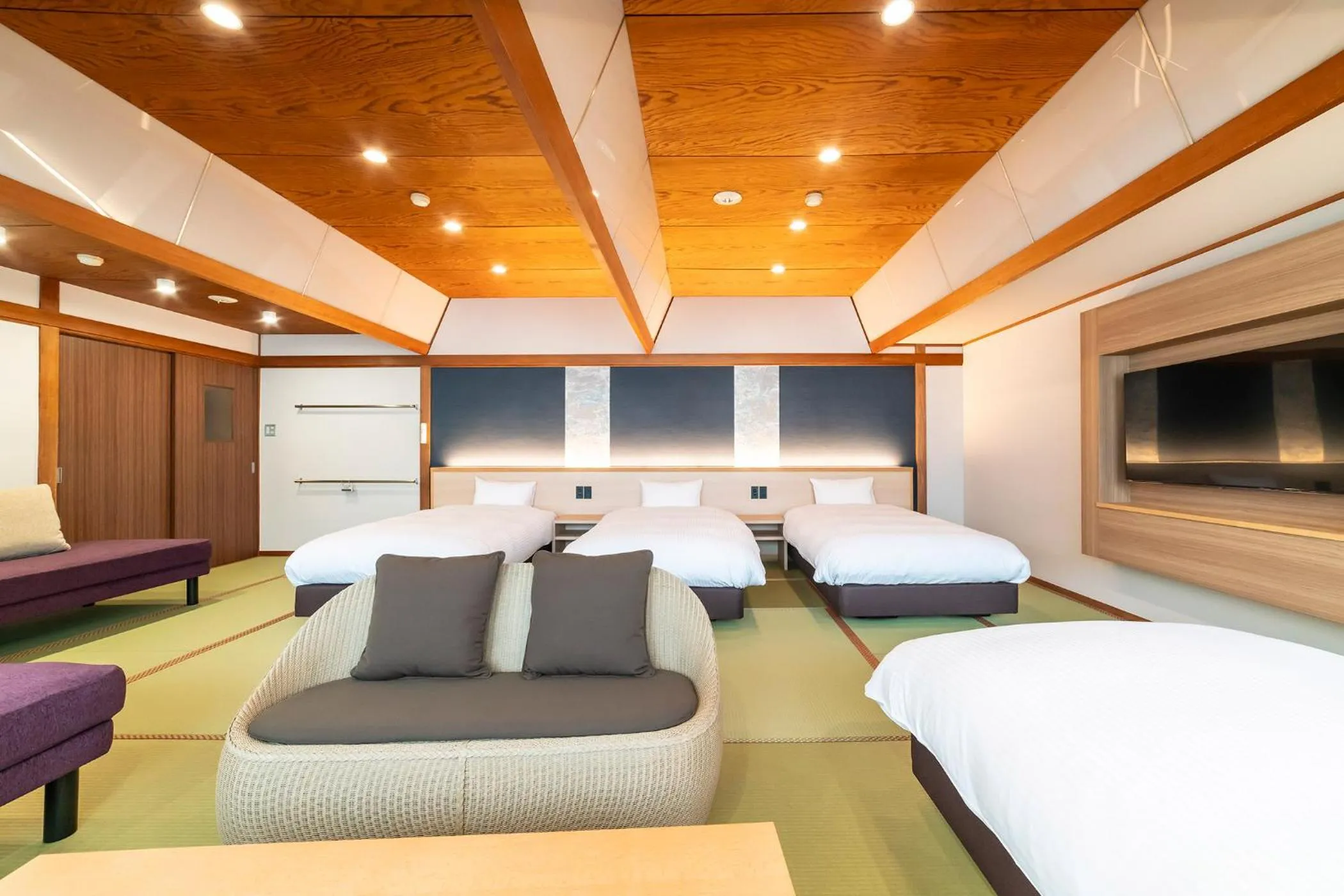 Photo of the whole room, Bed in Ooedo Onsen Monogatari Premium Kinosaki