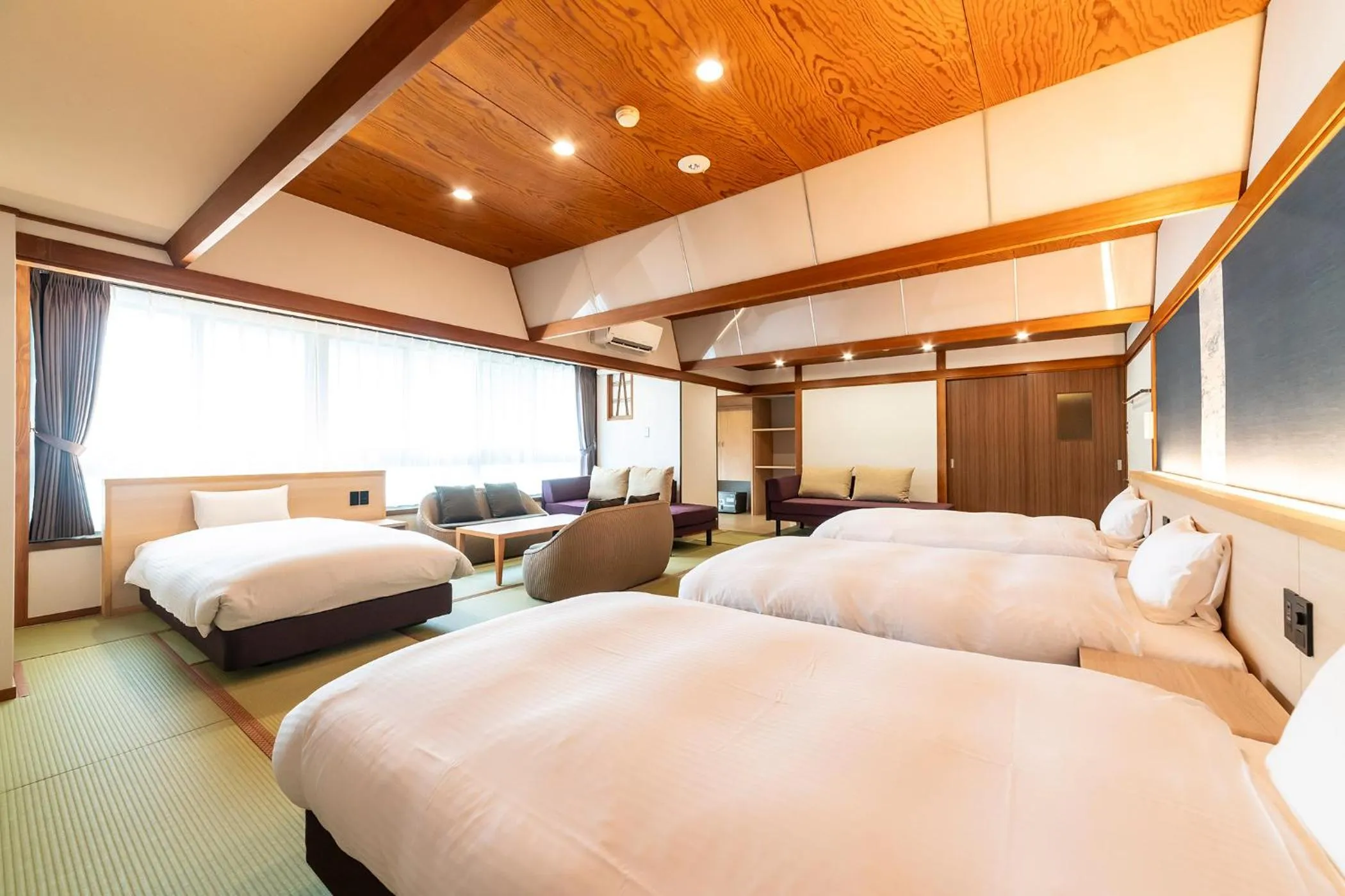Photo of the whole room, Bed in Ooedo Onsen Monogatari Premium Kinosaki
