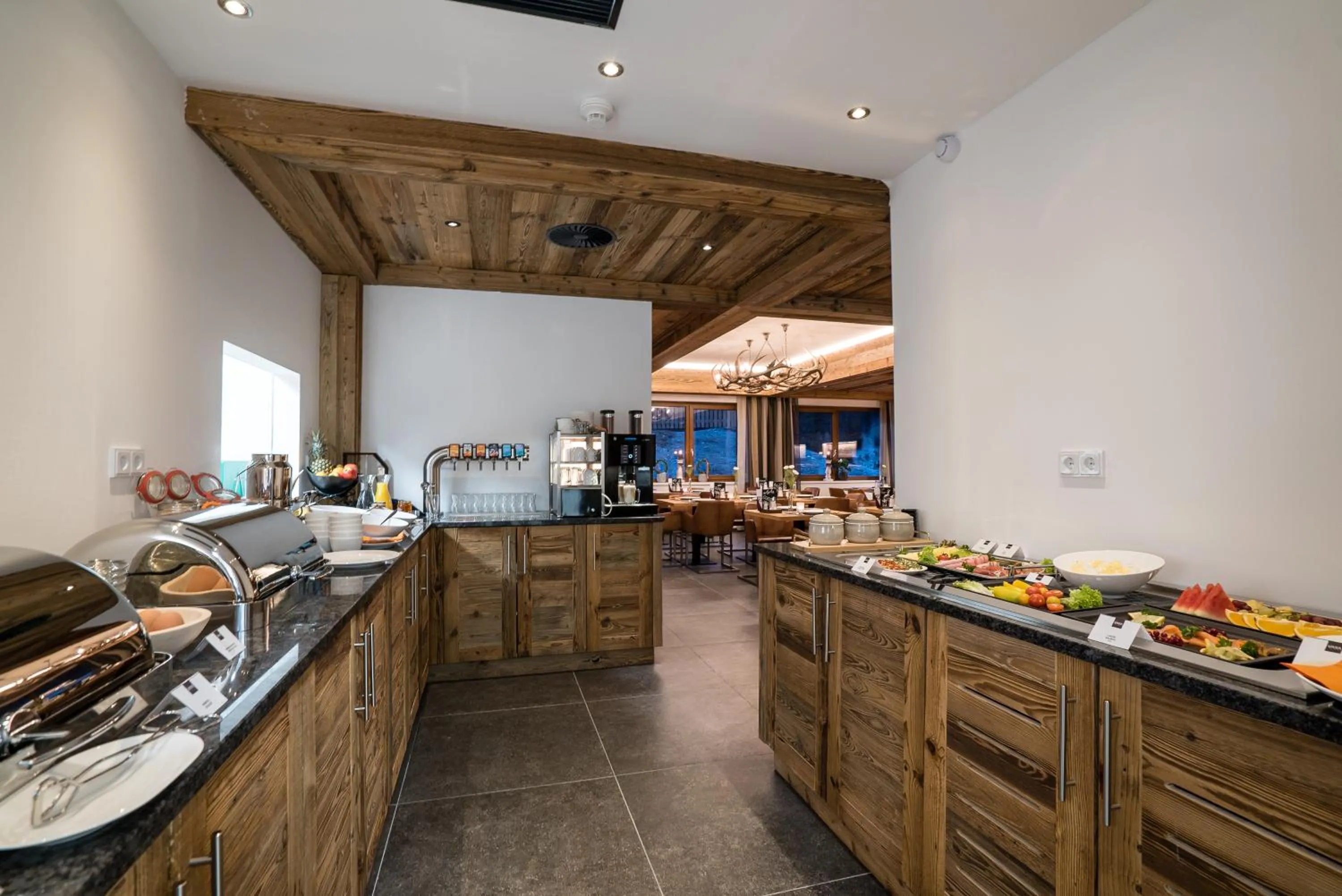 Buffet breakfast in VAYA St Anton