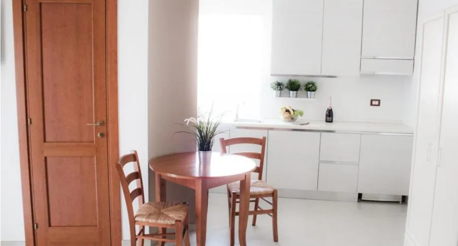 Kitchen or kitchenette in A Casa di Amici