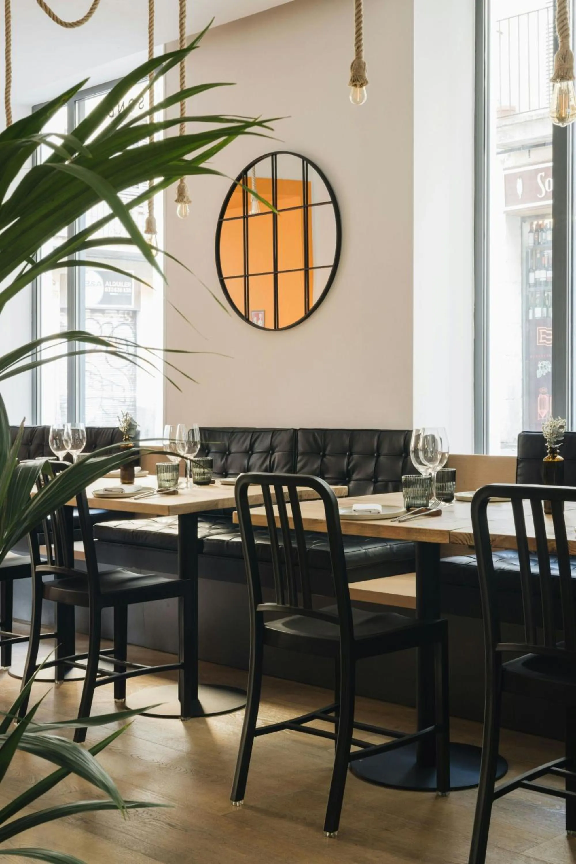 Restaurant/places to eat in La Casa Del Sol Hotel Gracia District, Sonder by Marriott Bonvoy