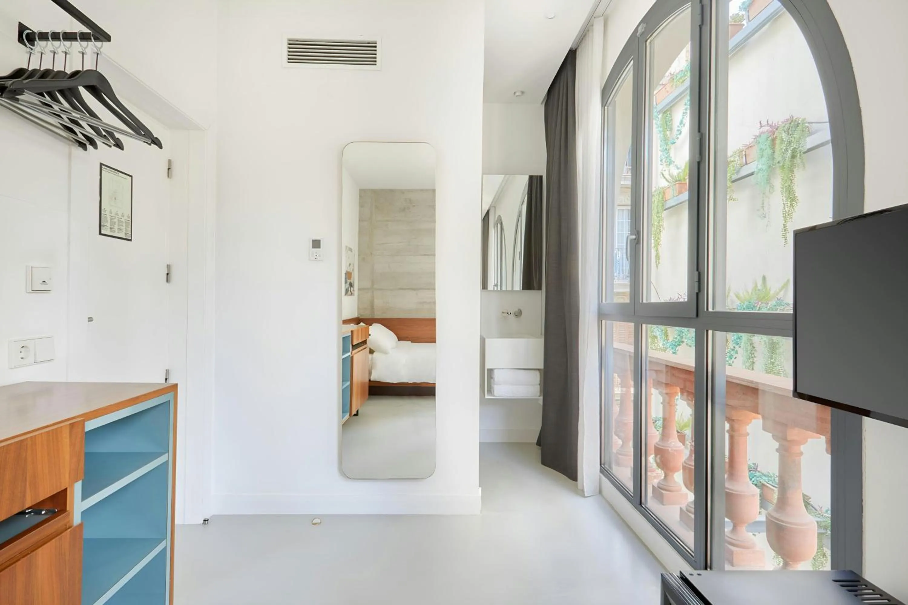 Bedroom, Bed in La Casa Del Sol Hotel Gracia District, Sonder by Marriott Bonvoy