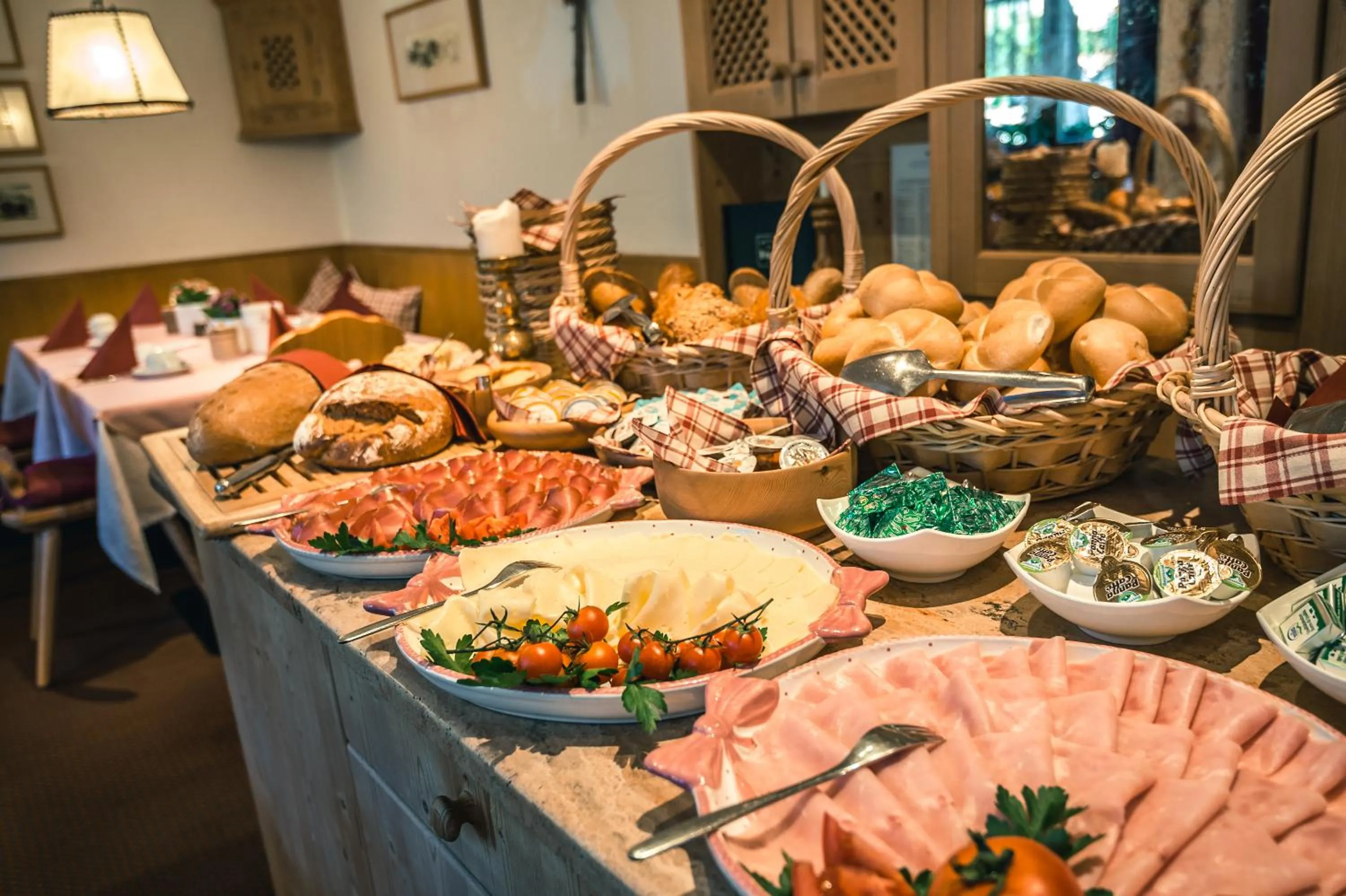 Food in Garni Raetia