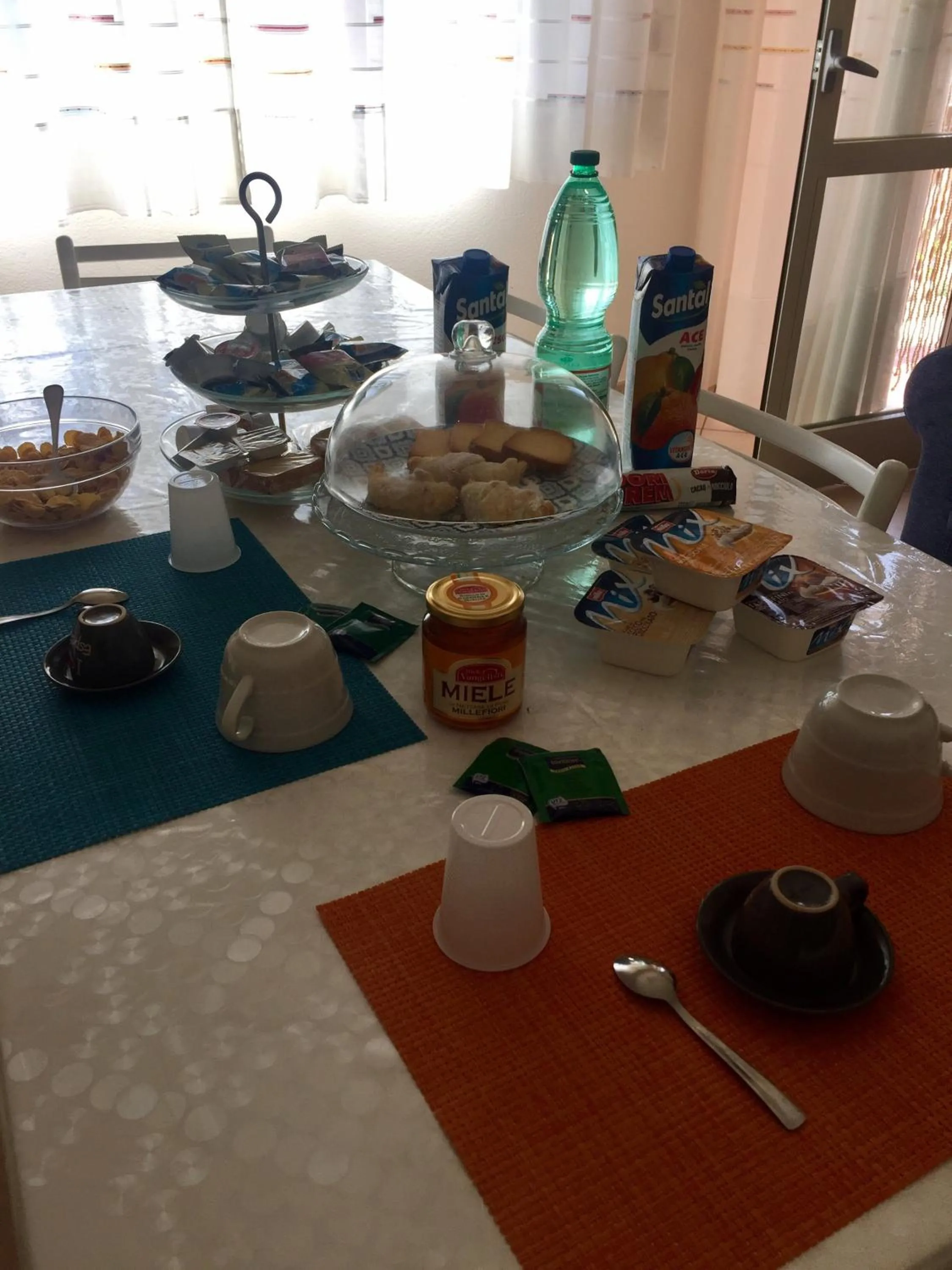 Communal kitchen in B&B Domus Benedicta