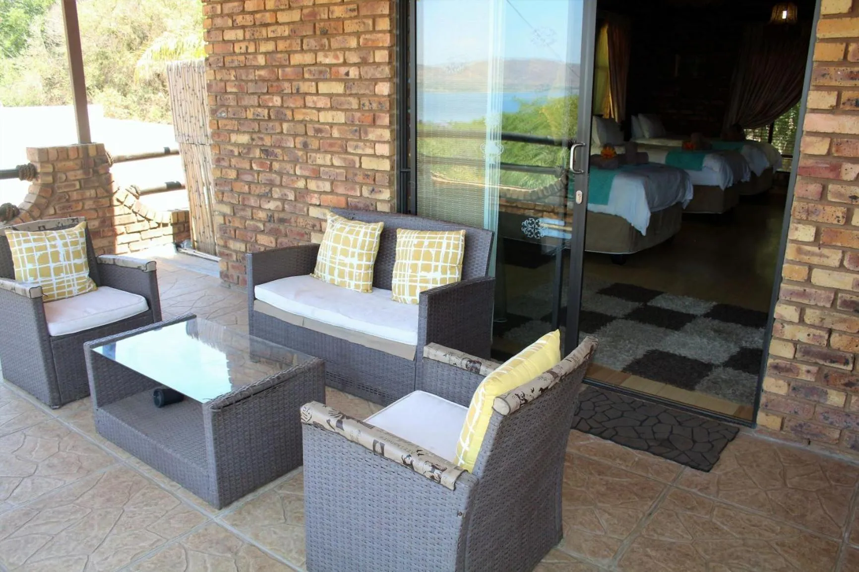 Patio in Belle Vue Guesthouse