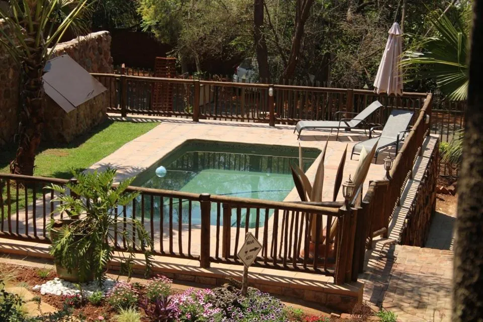 Swimming pool in Belle Vue Guesthouse