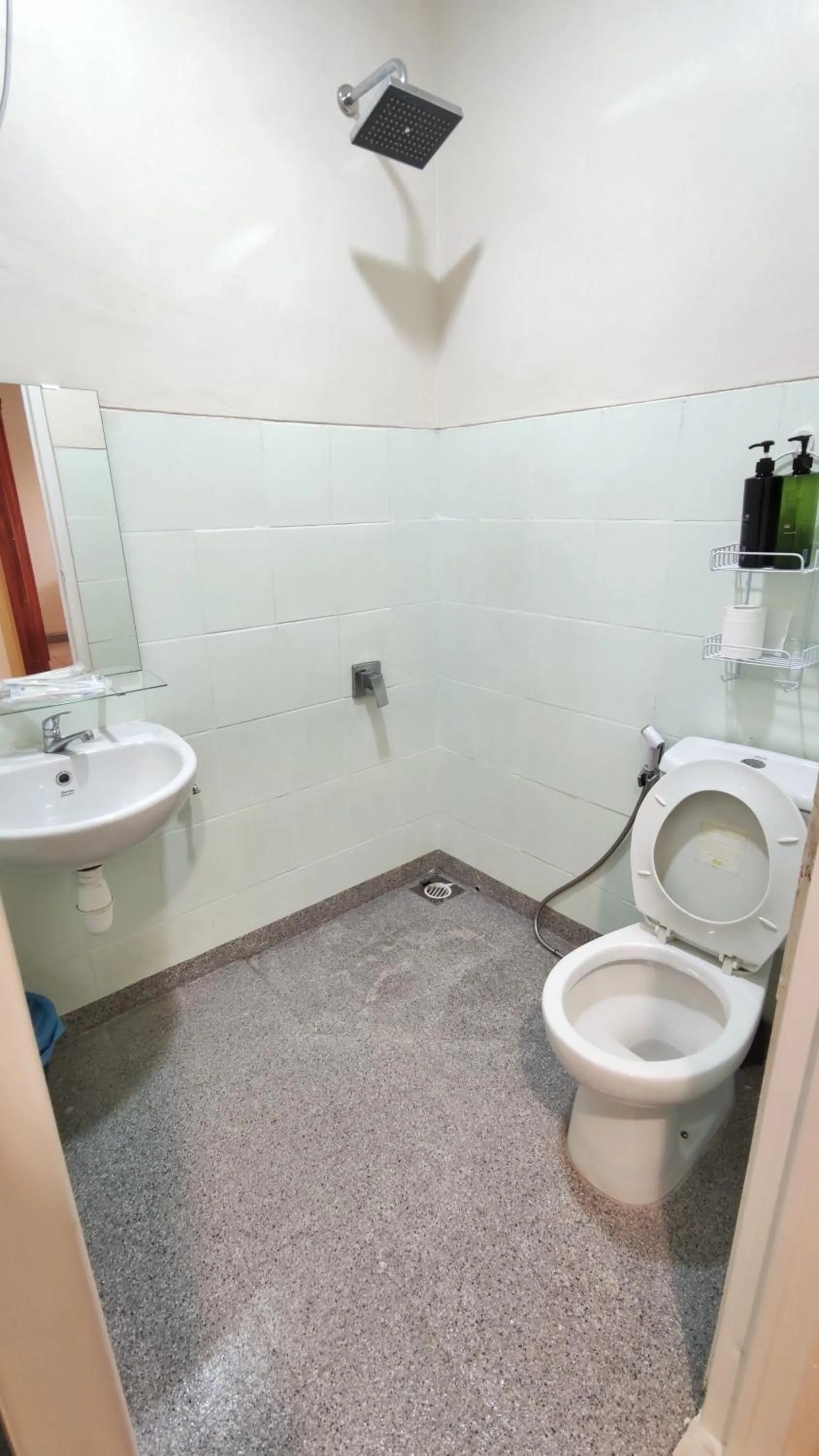 Bathroom in Queen Victoria Apartment Batam